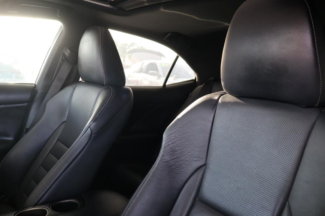 Lexus IS 350 4dr Sdn RWD 2015