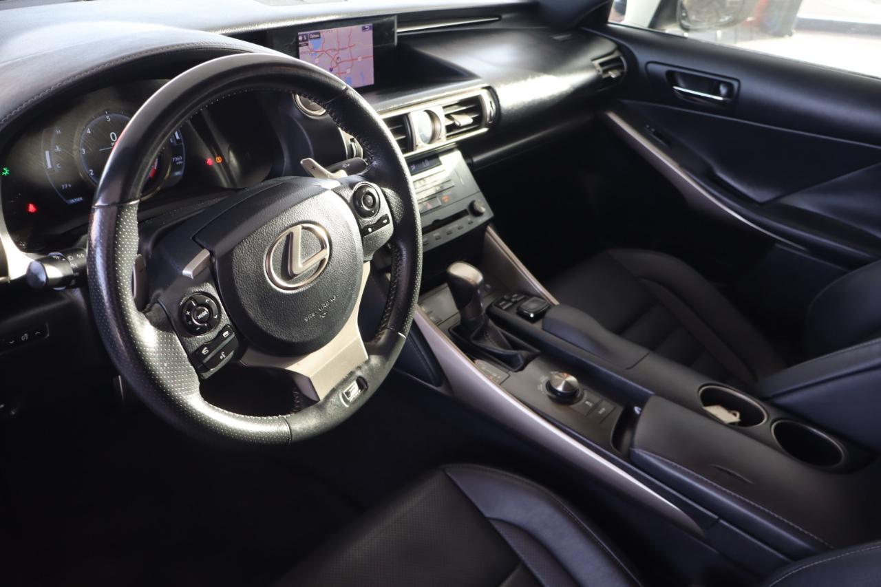 Lexus IS 350 4dr Sdn RWD 2015