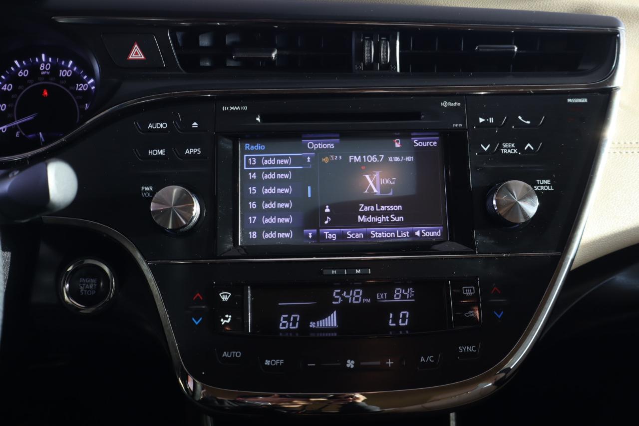Toyota Avalon 4dr Sdn XLE Premium (Natl) 2016