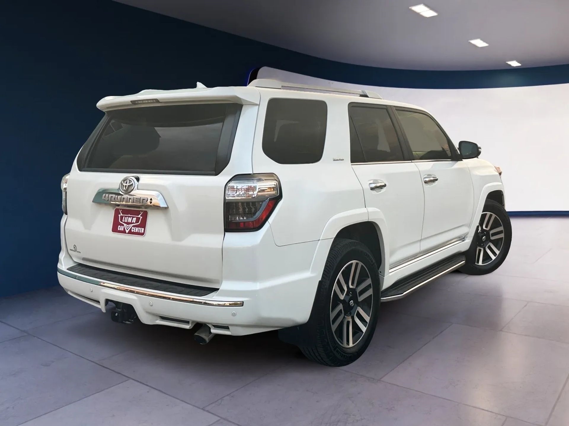 Toyota 4Runner RWD 4dr V6 SR5 Premium (Natl) 2015