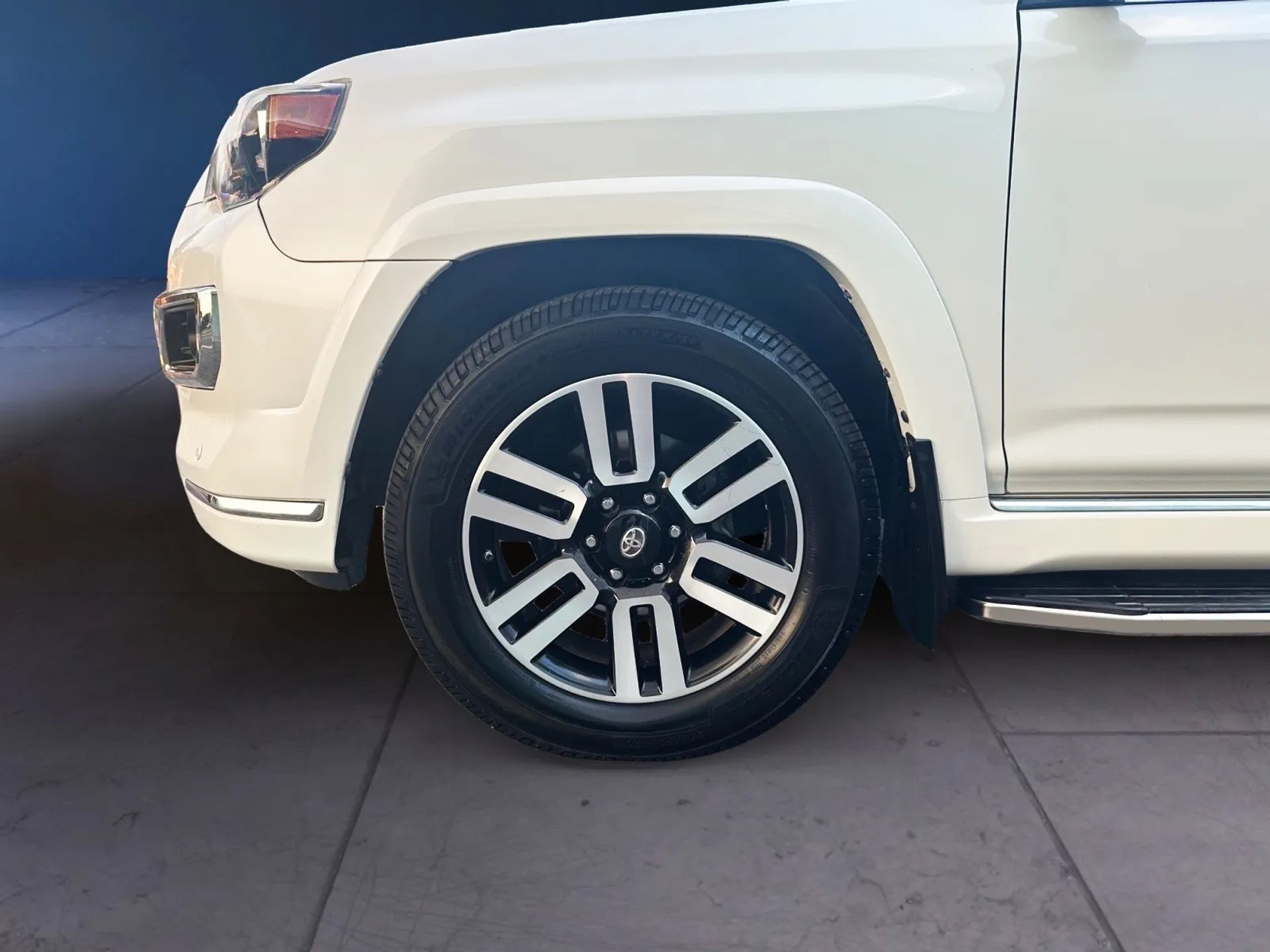 Toyota 4Runner RWD 4dr V6 SR5 Premium (Natl) 2015