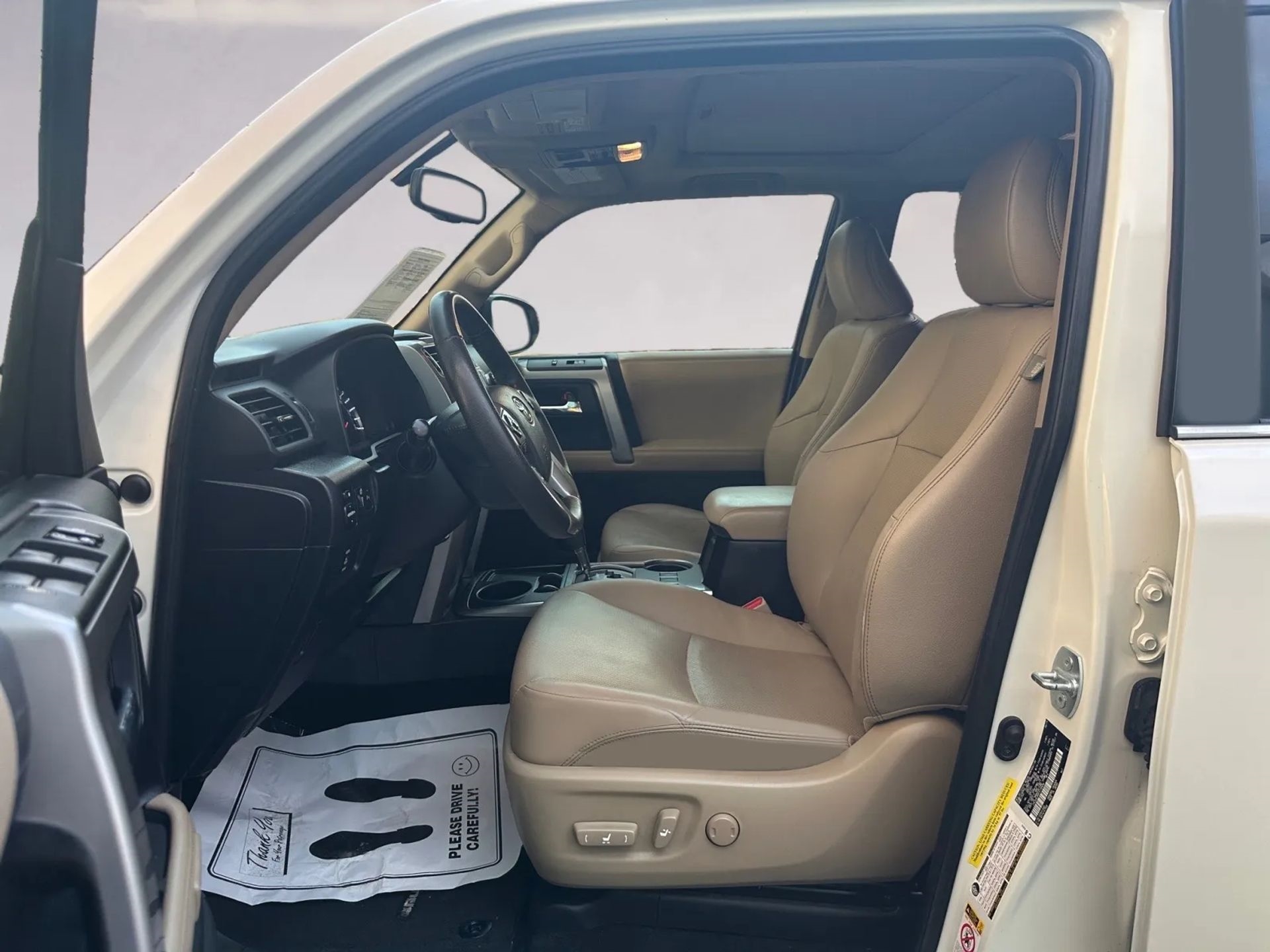 Toyota 4Runner RWD 4dr V6 SR5 Premium (Natl) 2015