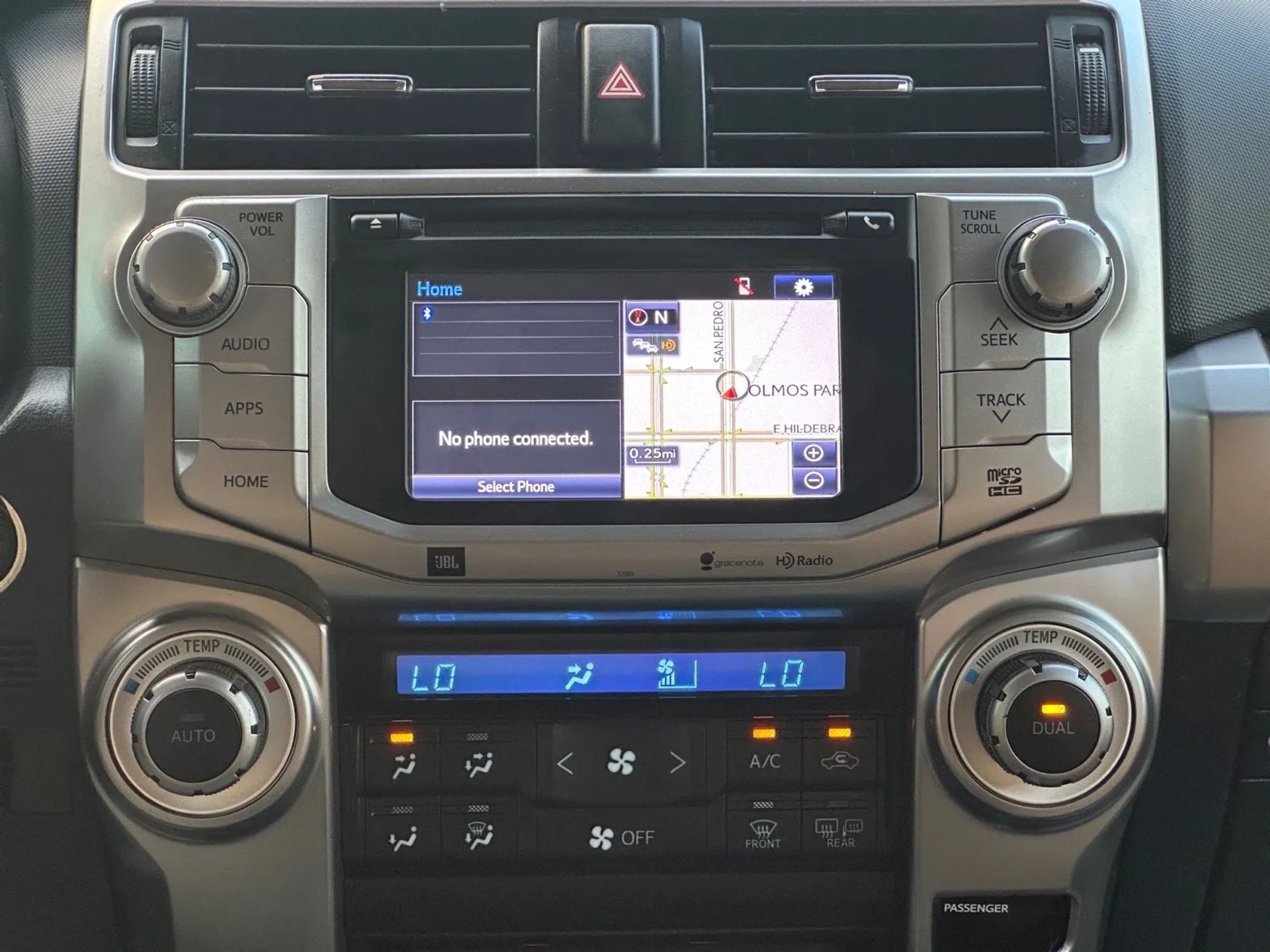 Toyota 4Runner RWD 4dr V6 SR5 Premium (Natl) 2015