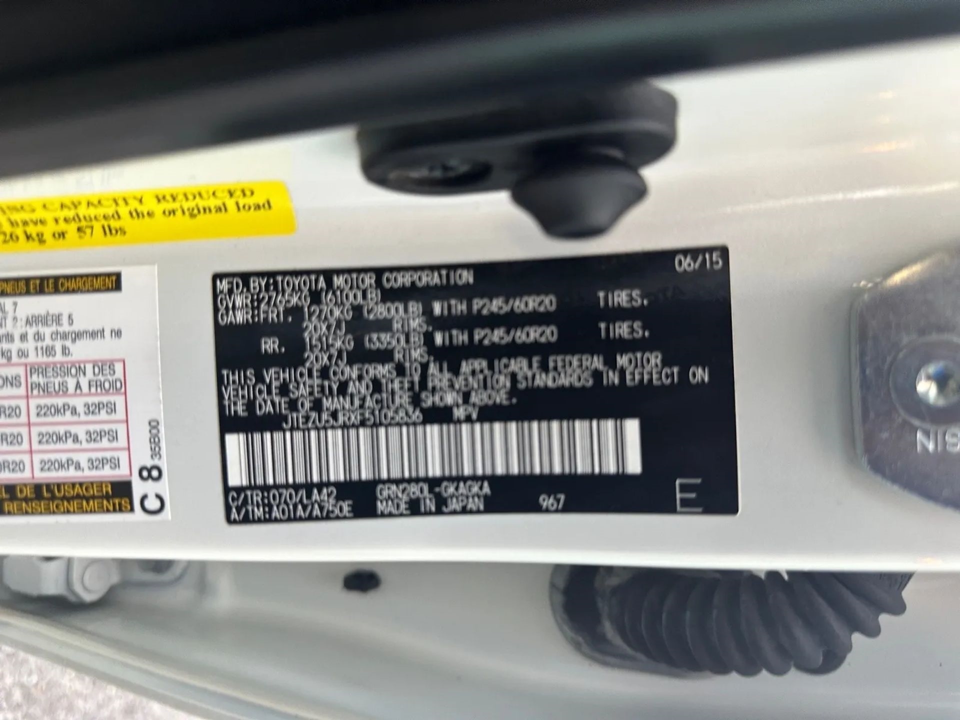 Toyota 4Runner RWD 4dr V6 SR5 Premium (Natl) 2015