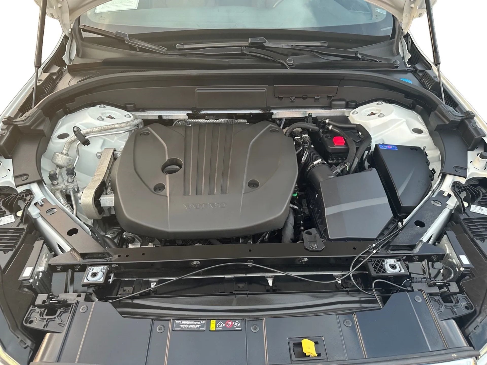 Volvo XC60 B5 FWD Plus Bright Theme 2023