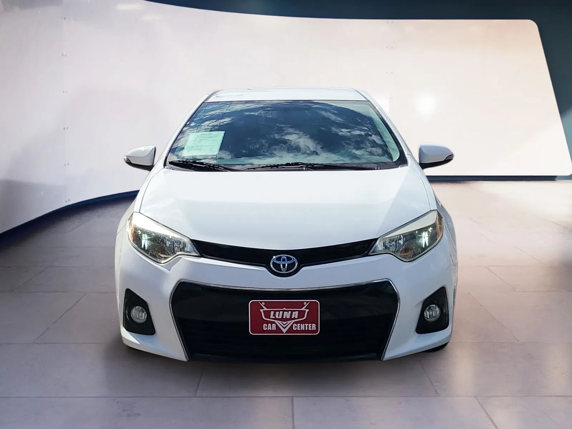 Toyota Corolla 4dr Sdn CVT LE Premium (Natl) 2015