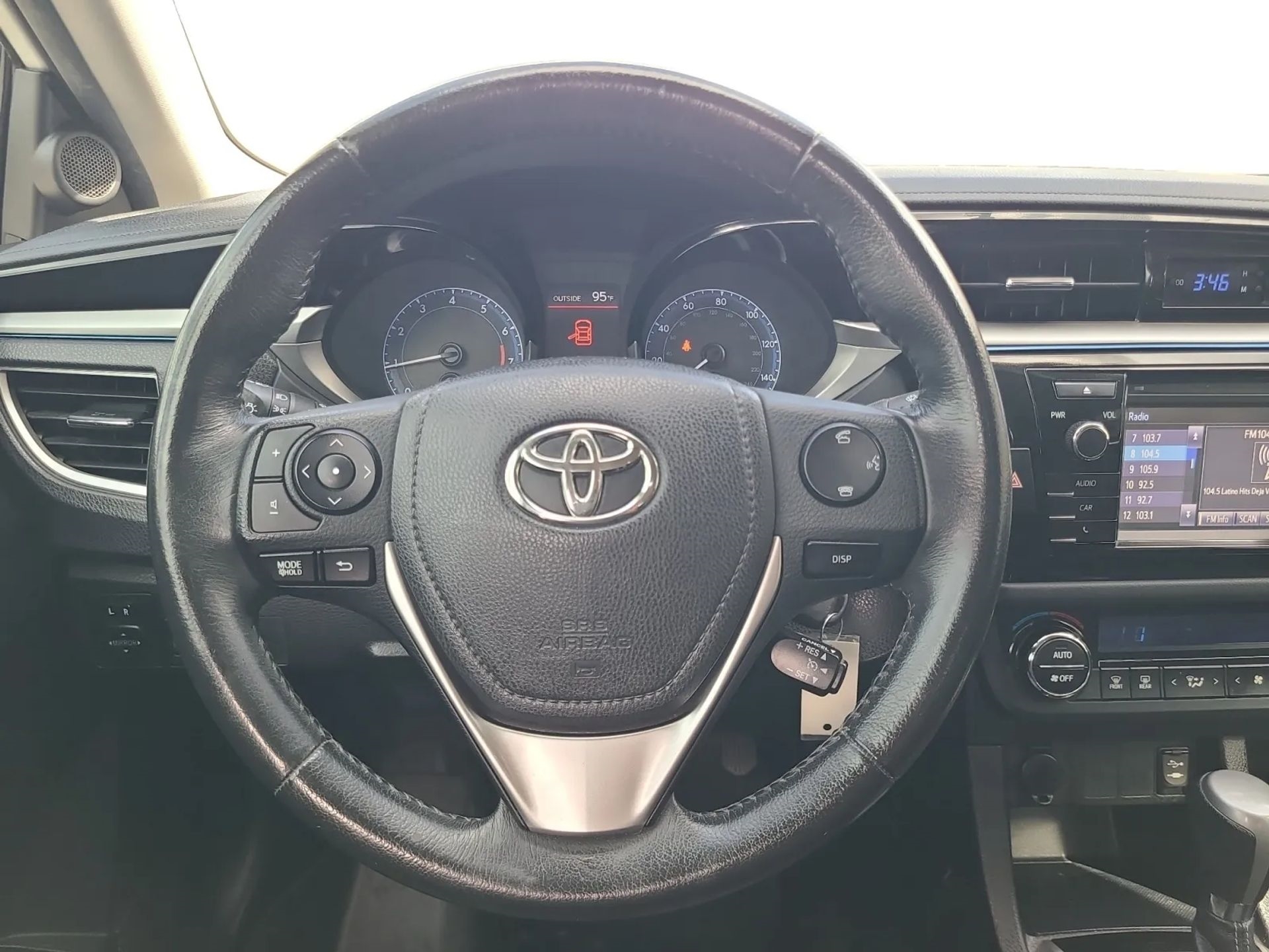 Toyota Corolla 4dr Sdn CVT LE Premium (Natl) 2015