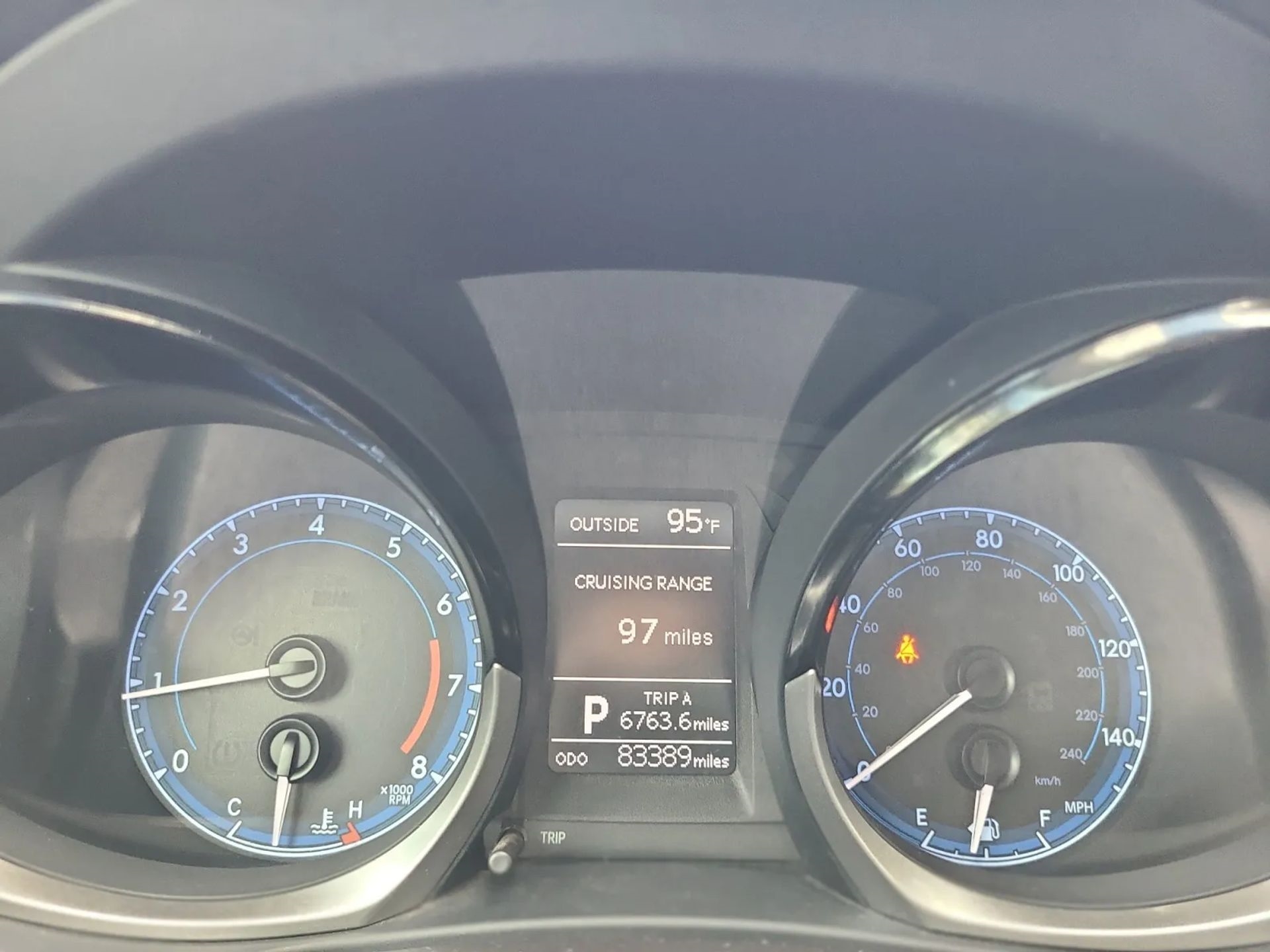 Toyota Corolla 4dr Sdn CVT LE Premium (Natl) 2015