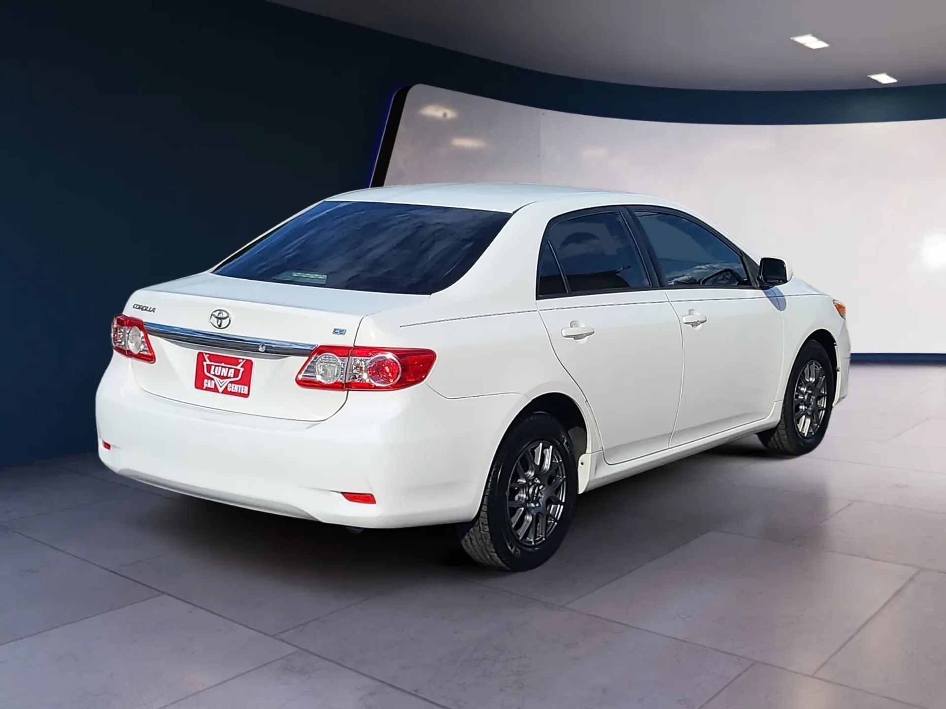 Toyota Corolla 4dr Sdn Auto LE (Natl) 2011