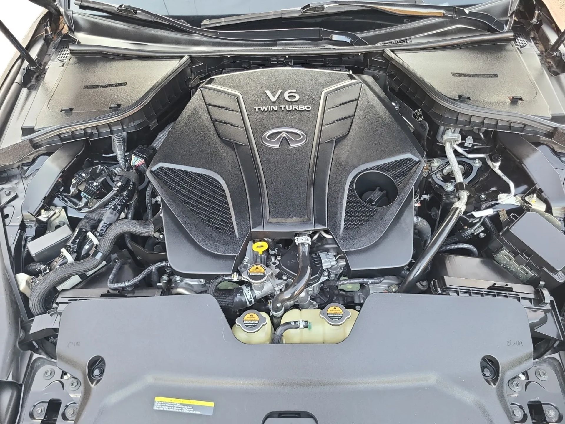 Infiniti Q60 Red Sport 400 RWD 2019