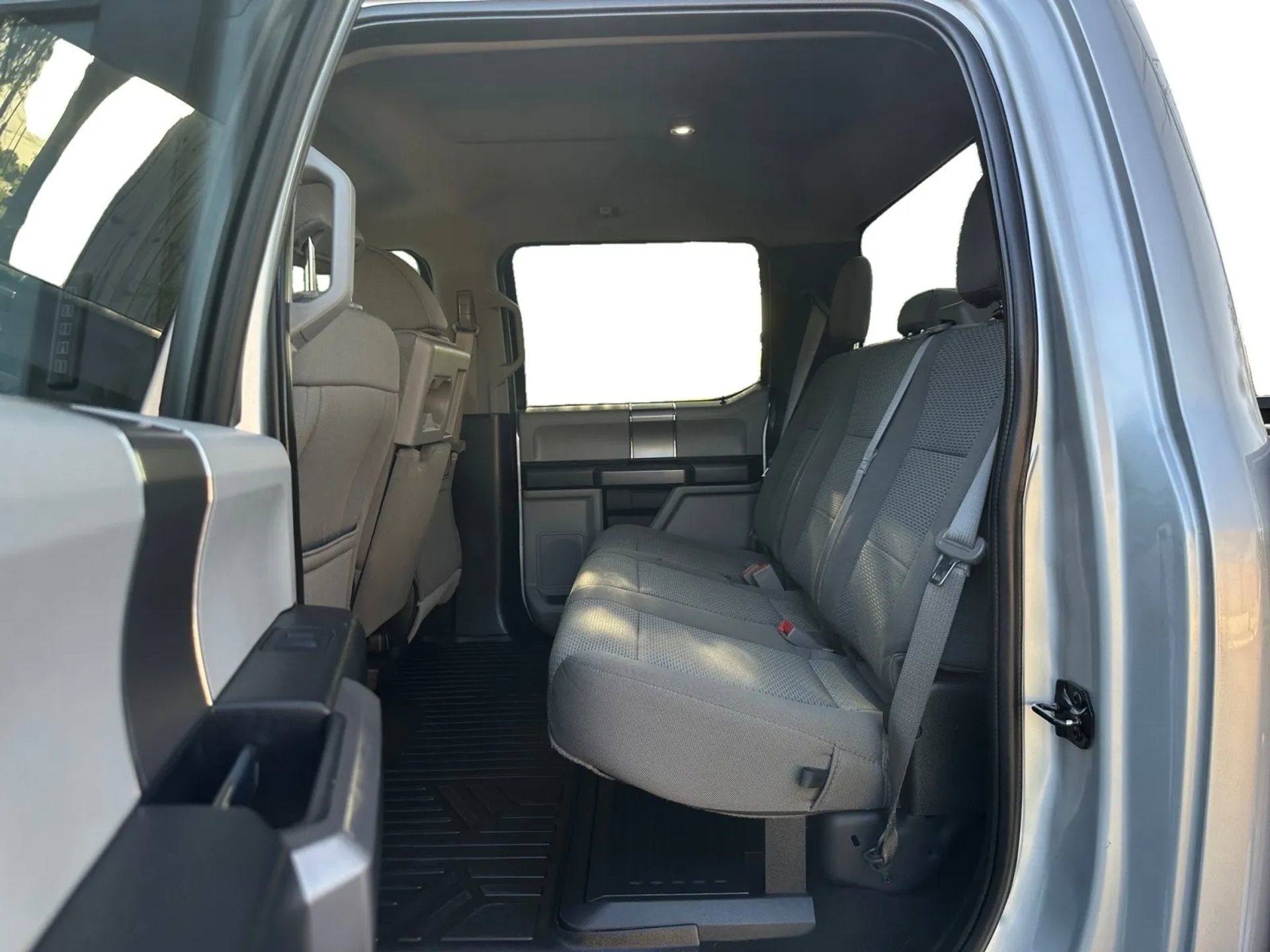Ford Super Duty F-250 SRW King Ranch 4WD Crew Cab 8' Box 2019