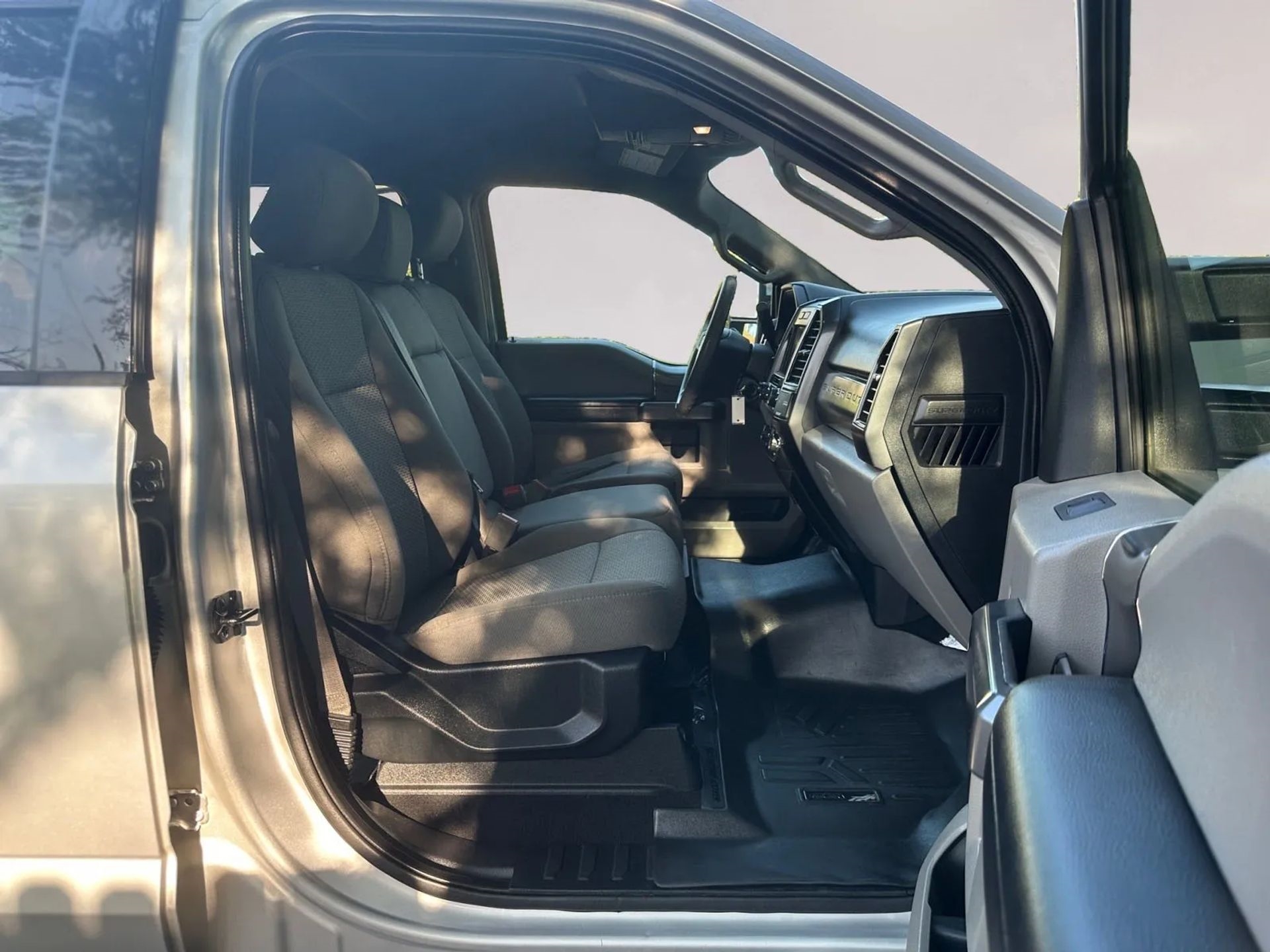 Ford Super Duty F-250 SRW King Ranch 4WD Crew Cab 8' Box 2019