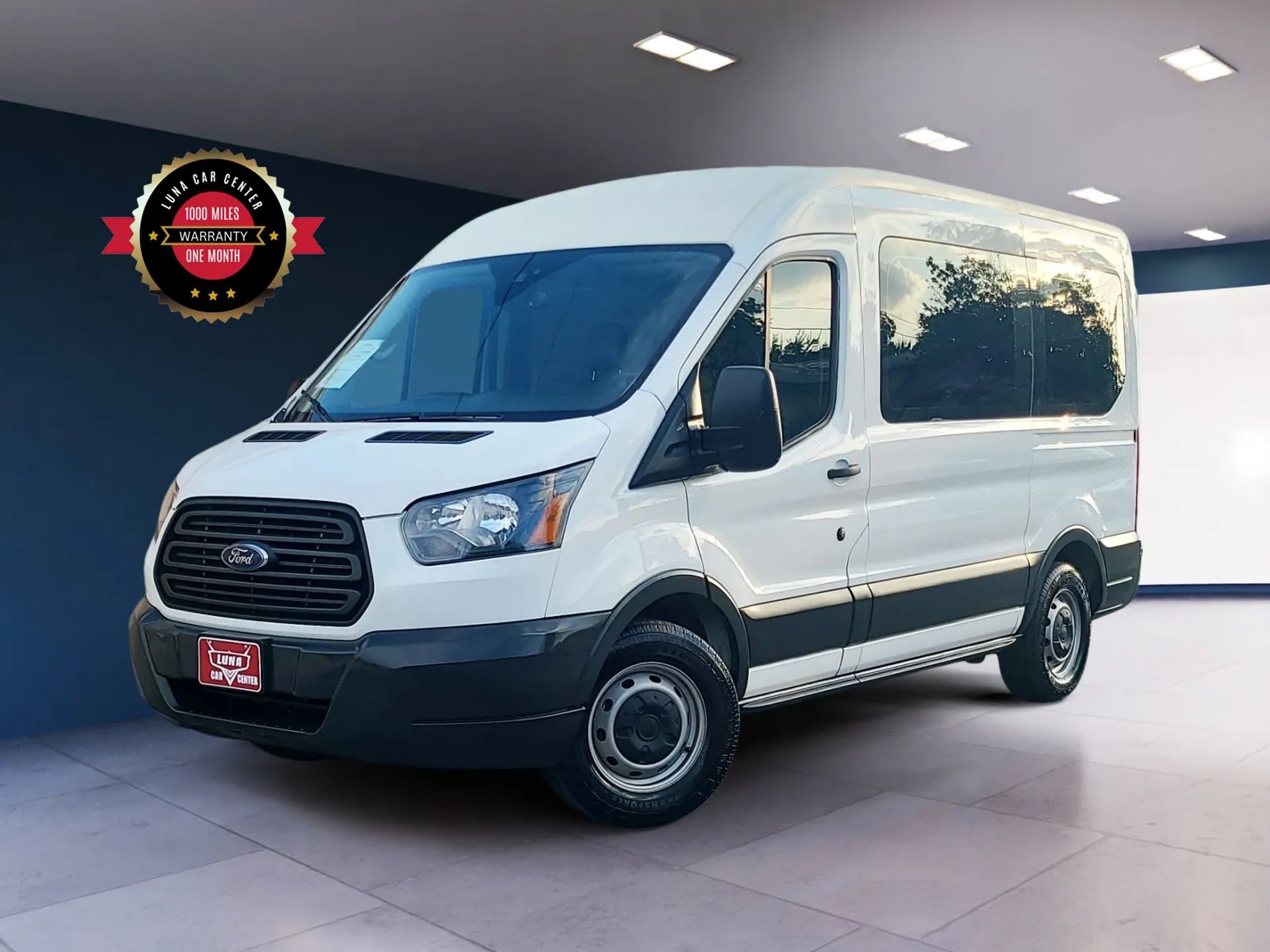 Ford Transit Passenger Wagon T-150 130" Med Roof XLT Sliding RH Dr 2018