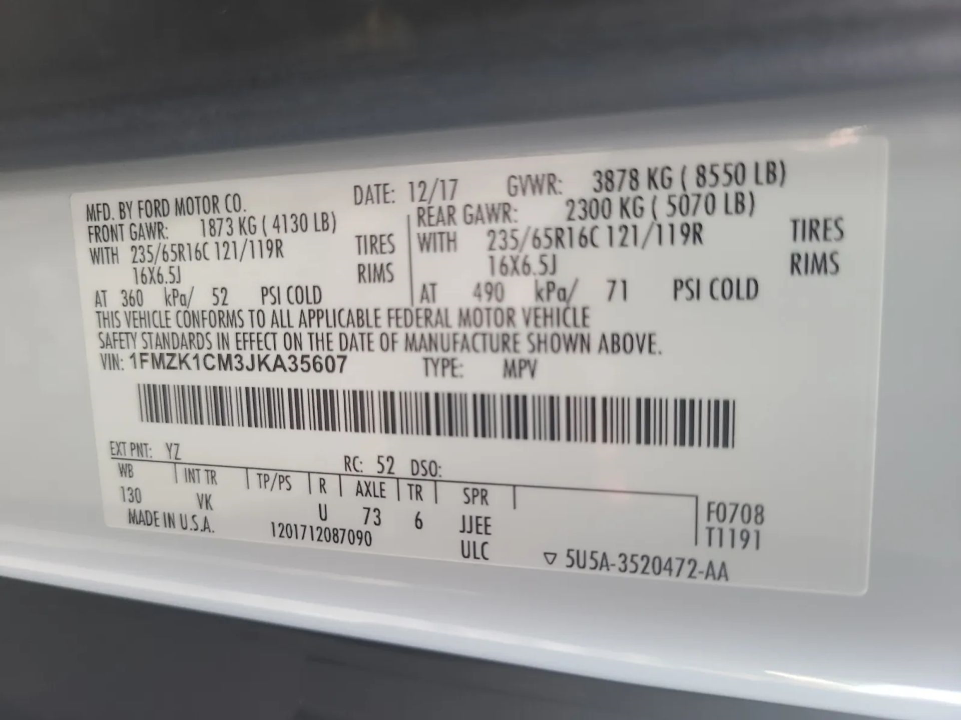 Ford Transit Passenger Wagon T-150 130" Med Roof XLT Sliding RH Dr 2018