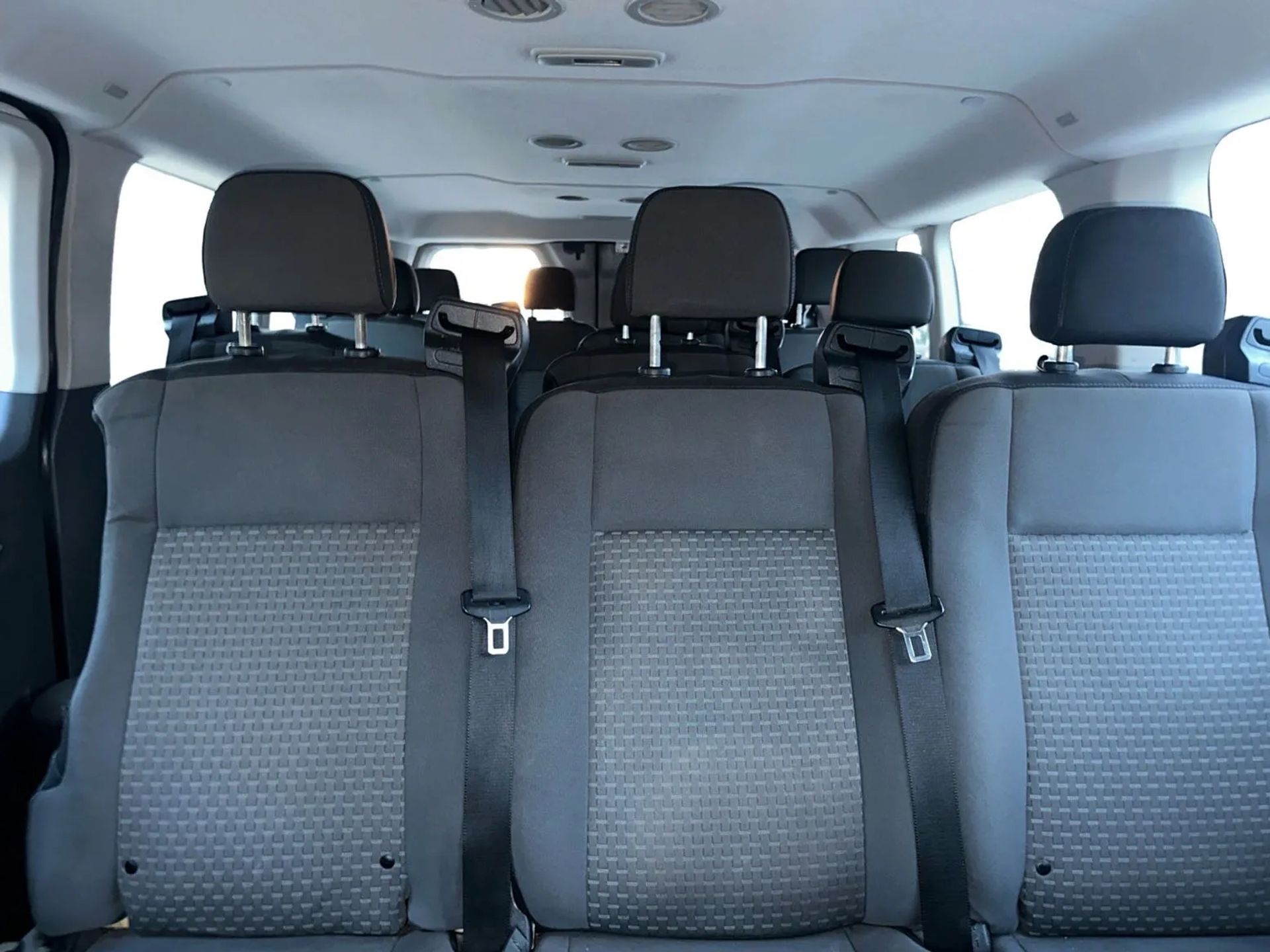 Ford Transit Passenger Wagon T-350 148" Low Roof XL RWD 2021