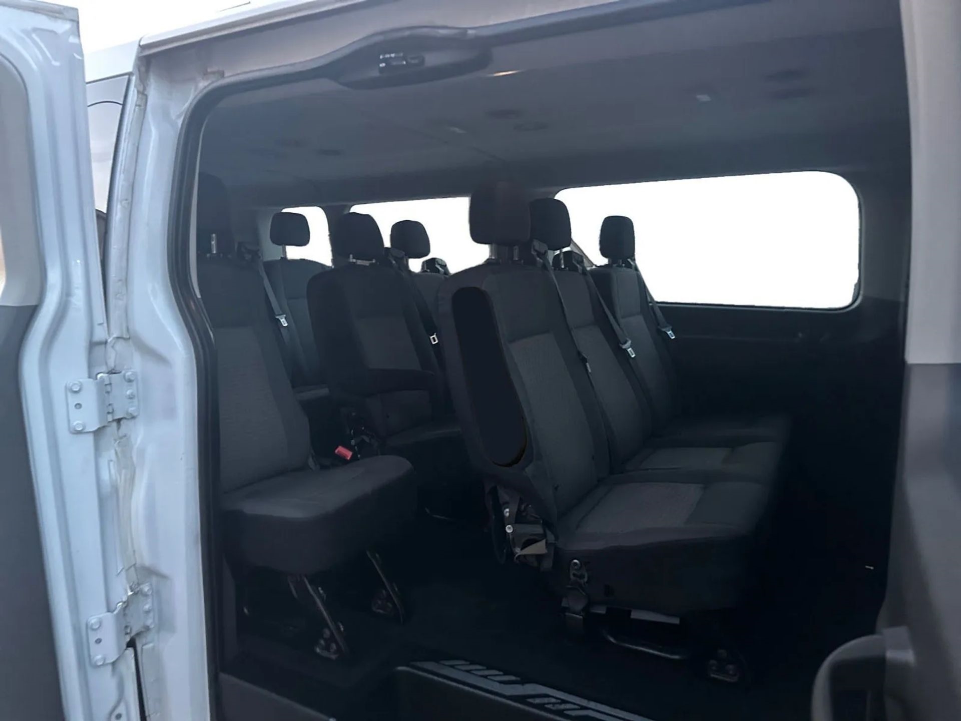Ford Transit Passenger Wagon T-350 148" Low Roof XL RWD 2021