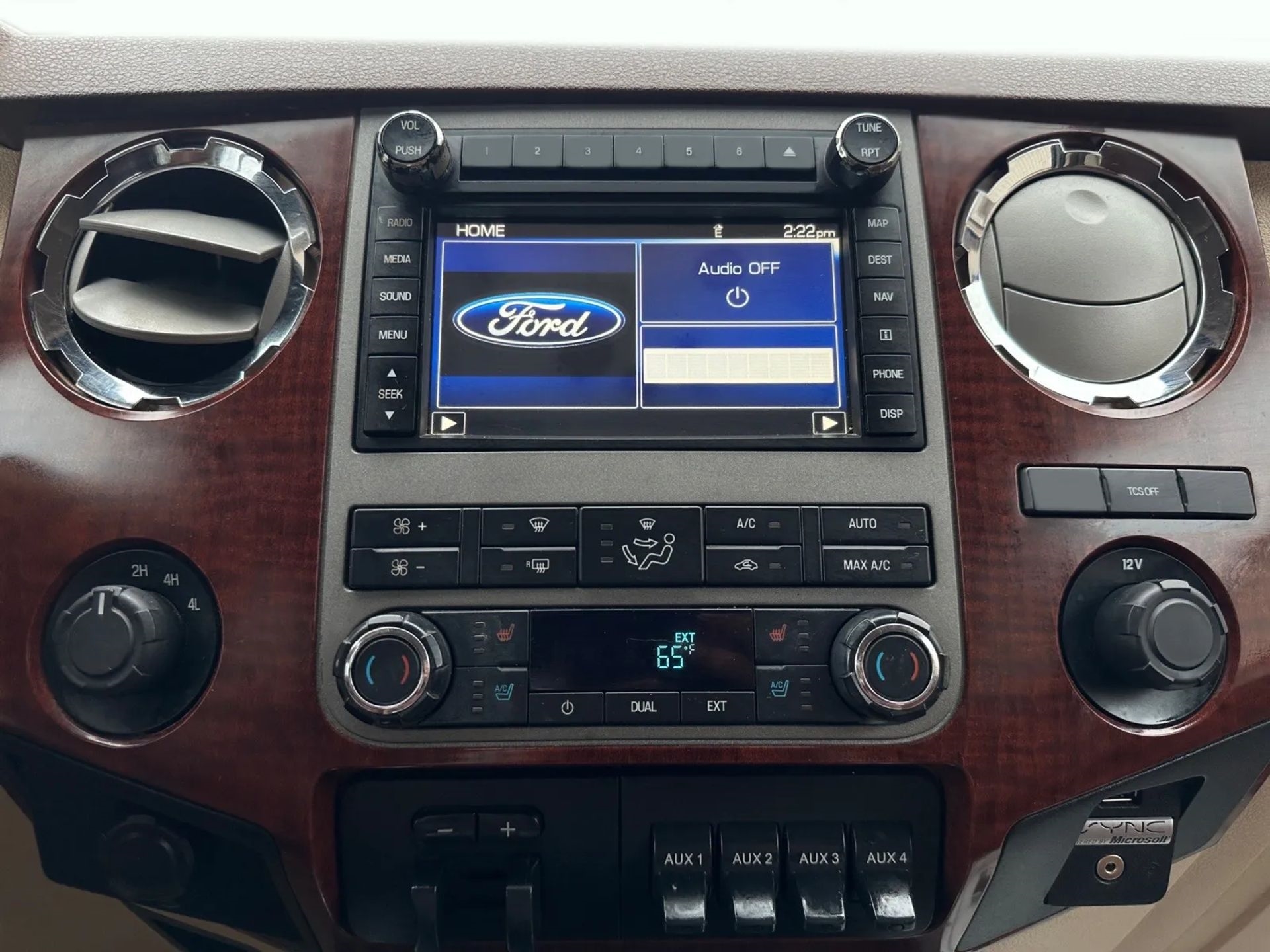 Ford Super Duty F-350 DRW 4WD Crew Cab 172" King Ranch 2012