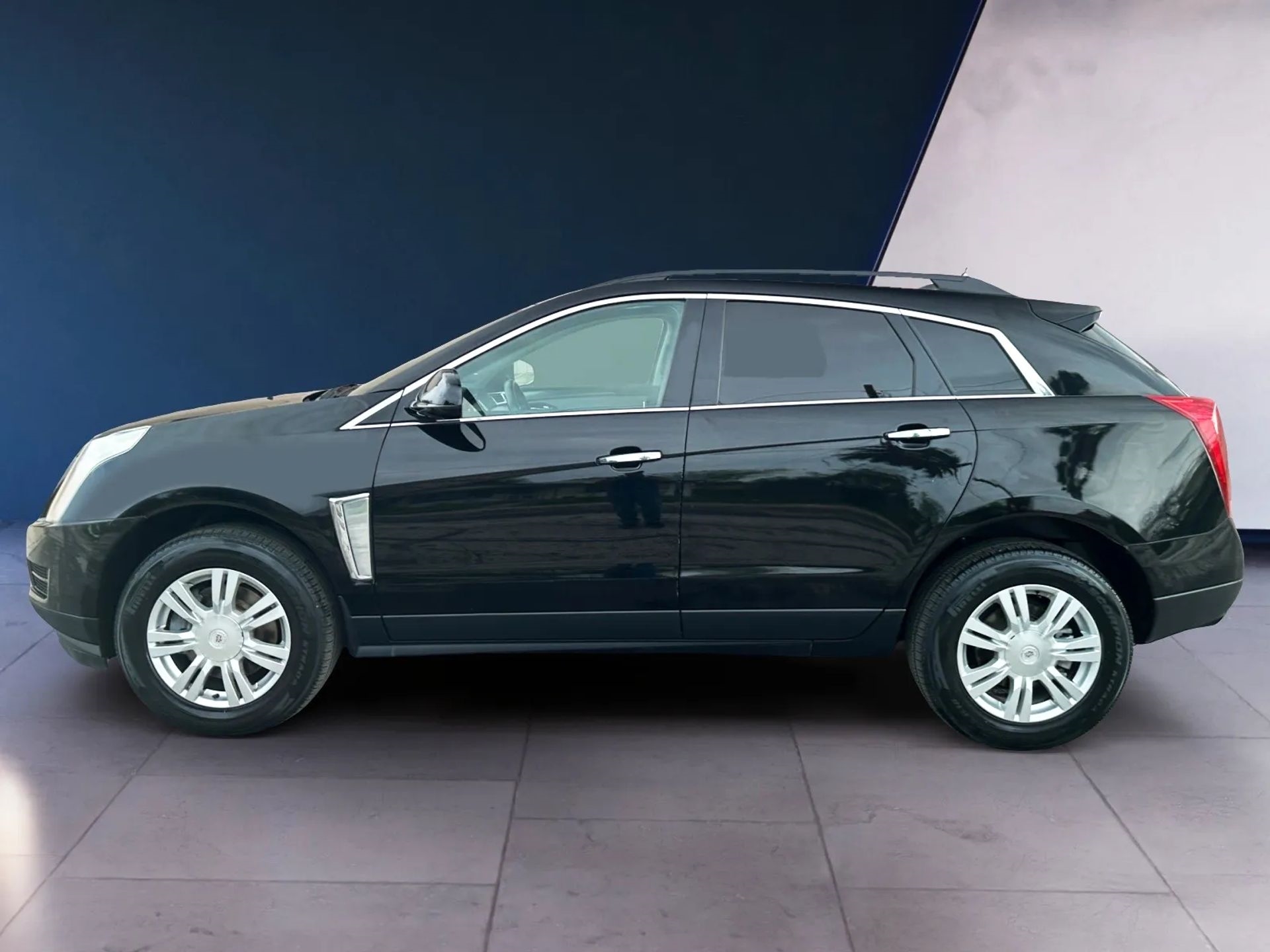 Cadillac SRX FWD 4dr Base 2016