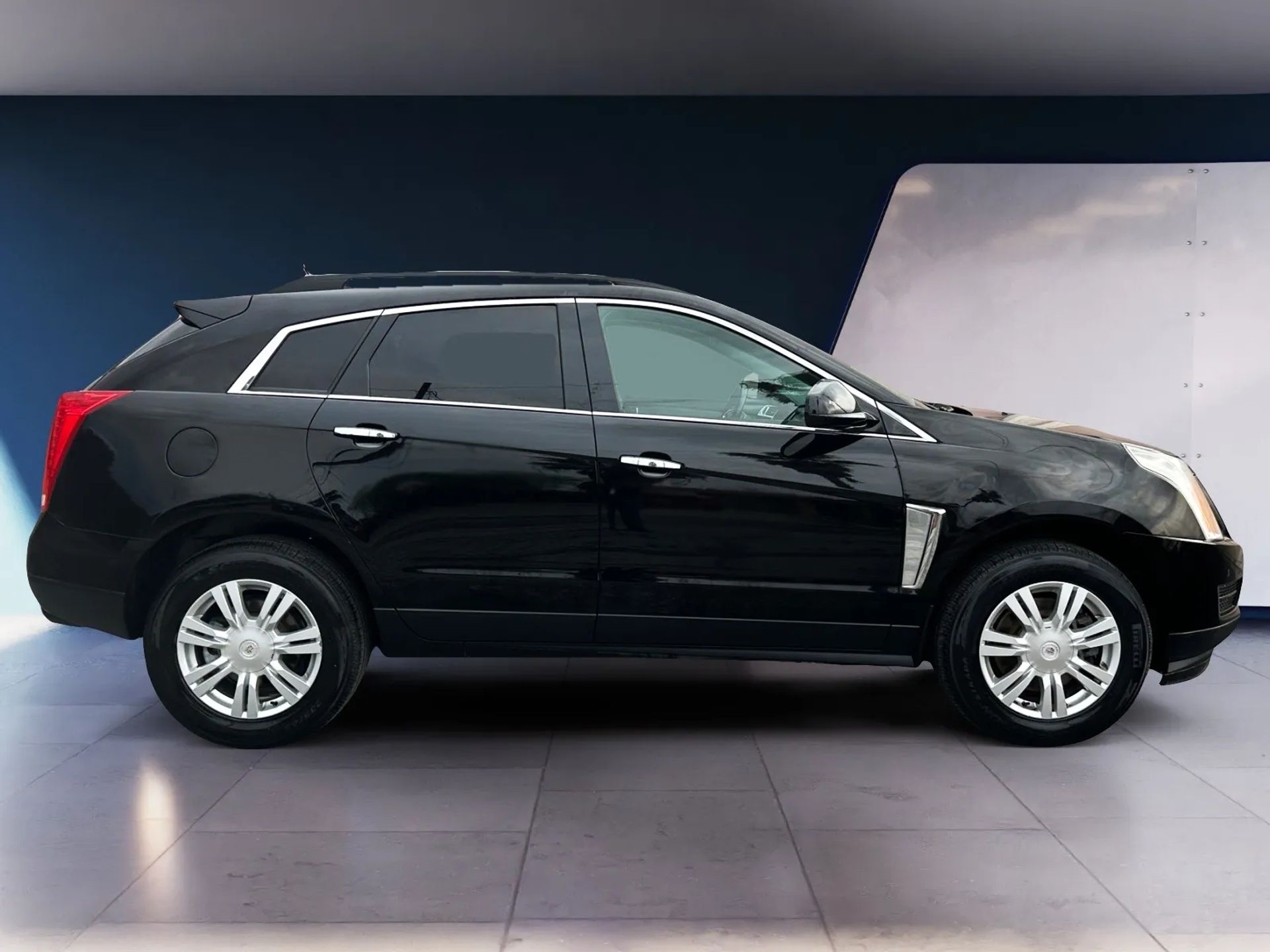 Cadillac SRX FWD 4dr Base 2016