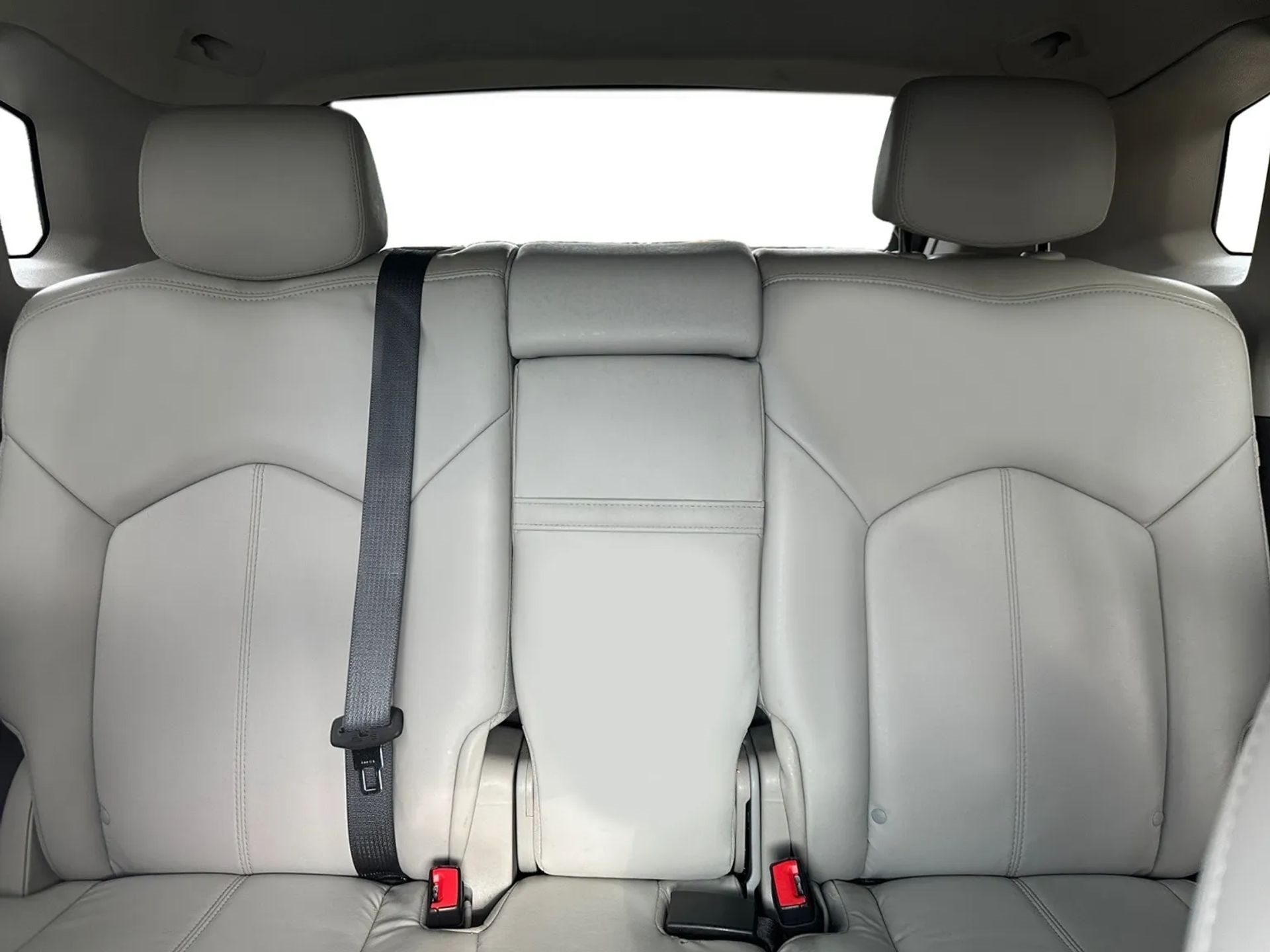 Cadillac SRX FWD 4dr Base 2016