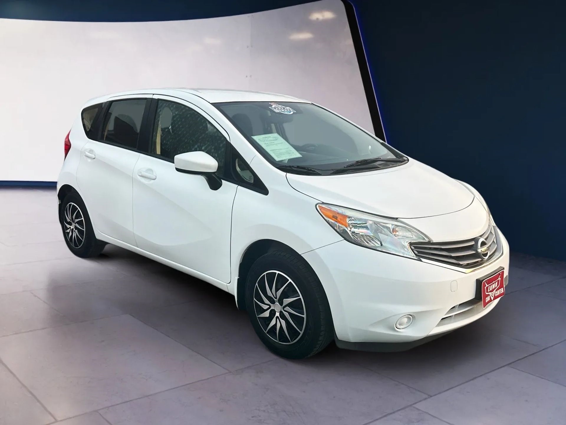 Nissan Versa Note 5dr HB CVT 1.6 SV 2016