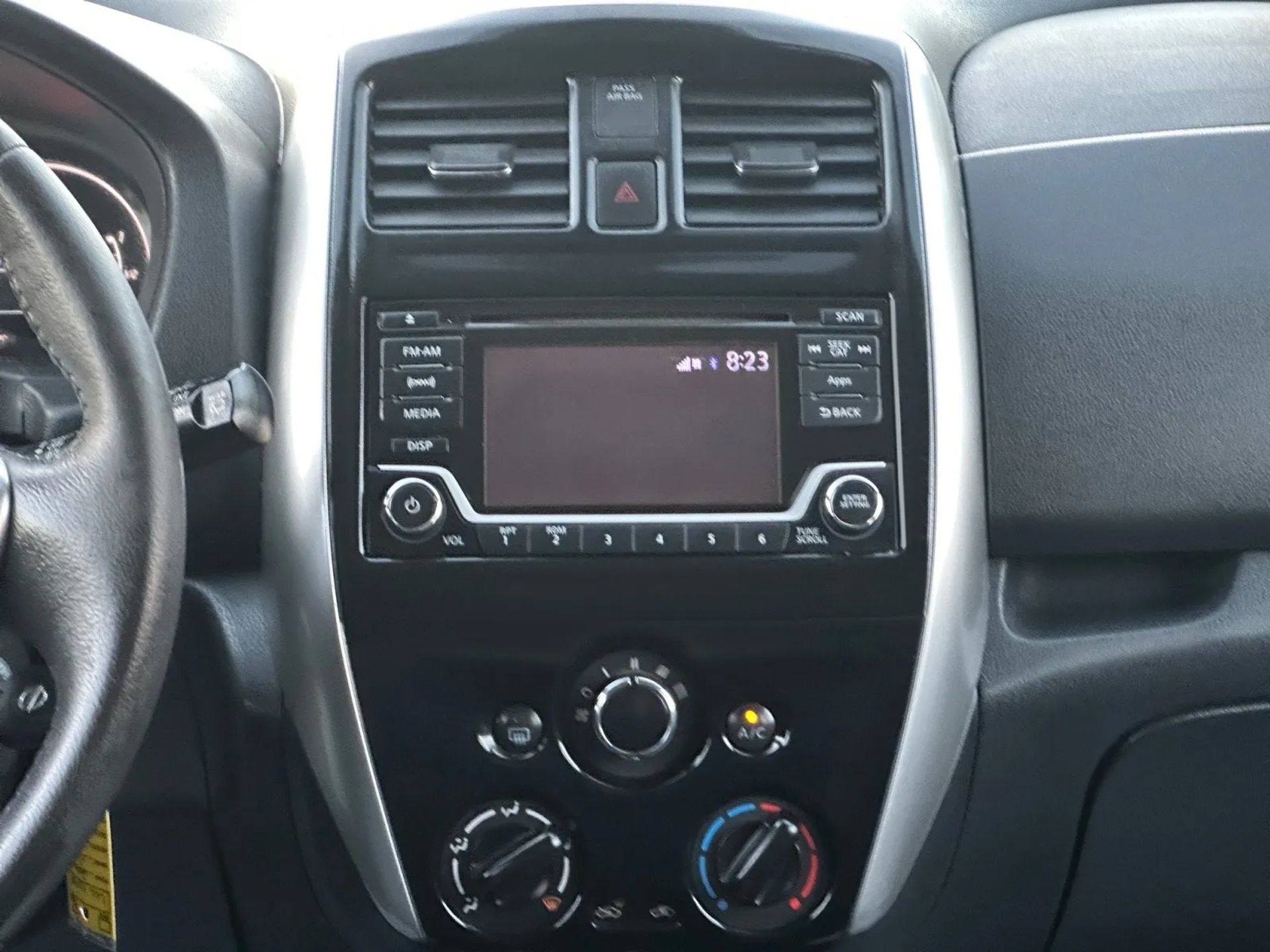 Nissan Versa Note 5dr HB CVT 1.6 SV 2016