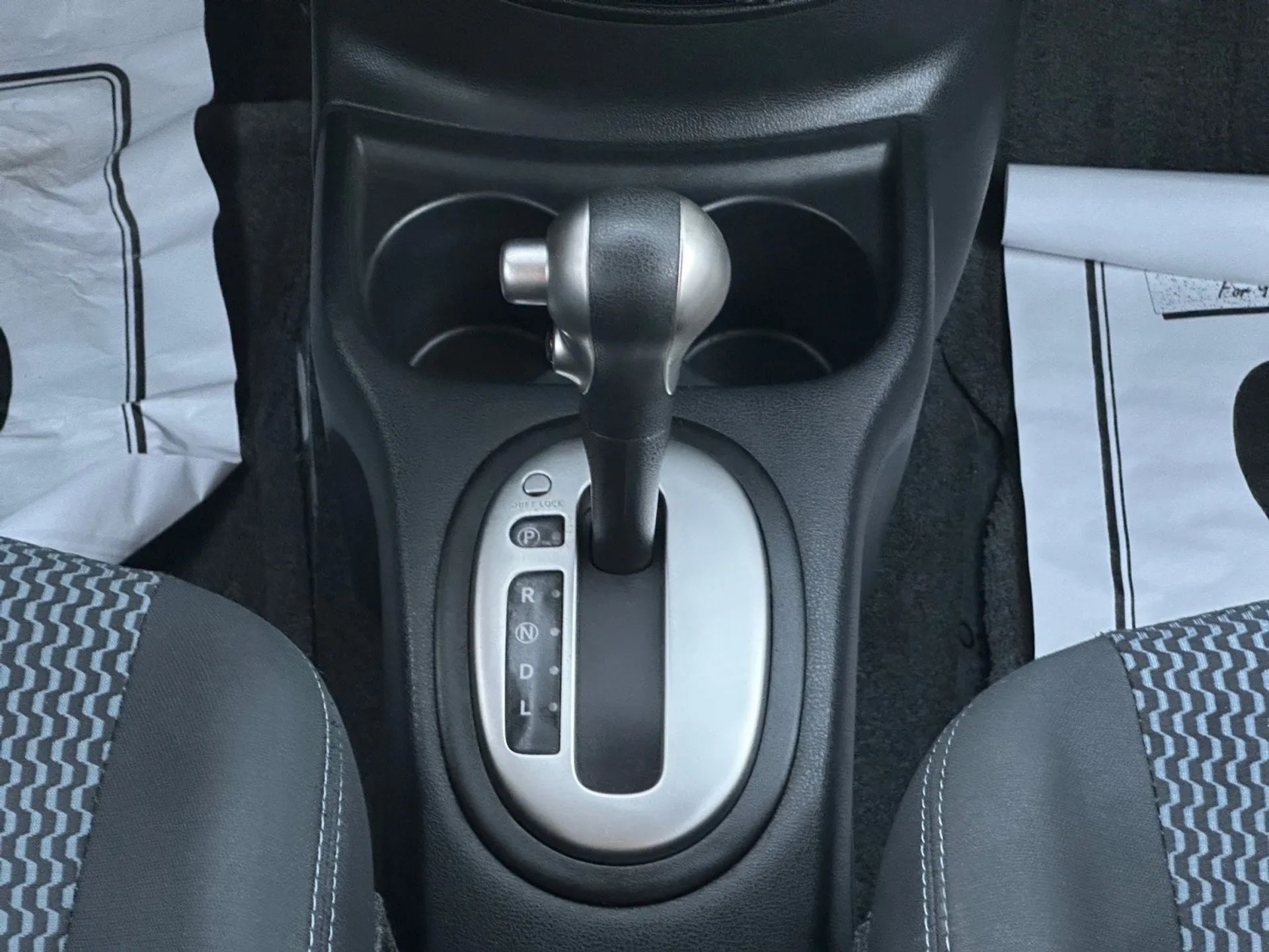 Nissan Versa Note 5dr HB CVT 1.6 SV 2016