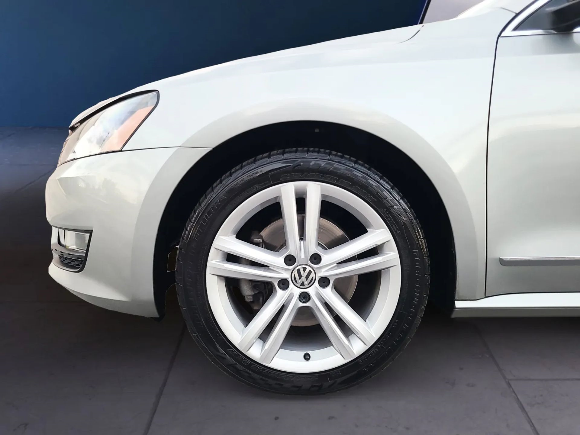 Volkswagen Passat 4dr Sdn 2.0L Manual  TDI SE 2014