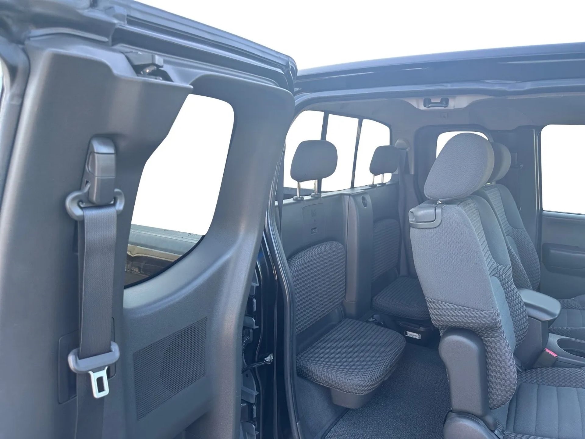 Nissan Frontier SE King Cab V6 Auto 4WD 2006