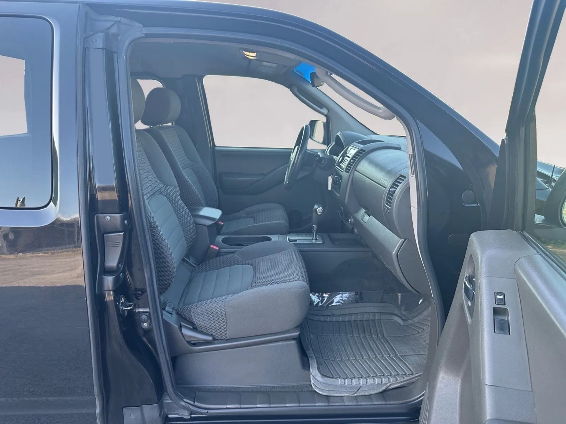 Nissan Frontier SE King Cab V6 Auto 4WD 2006