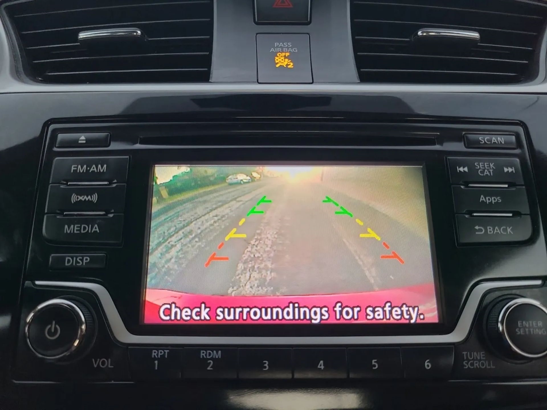 Nissan Sentra 4dr Sdn I4 CVT SV 2016