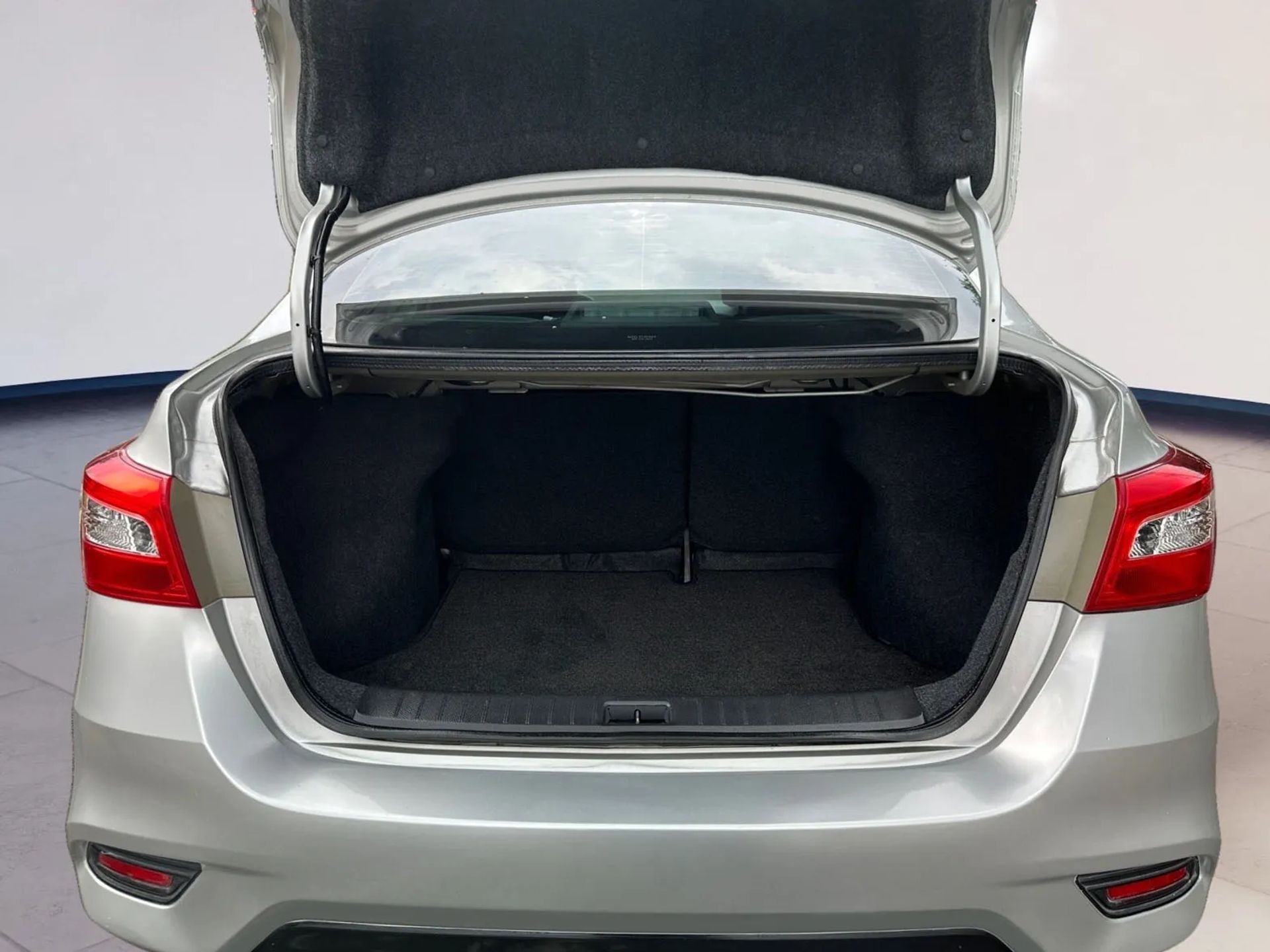 Nissan Sentra S CVT 2017