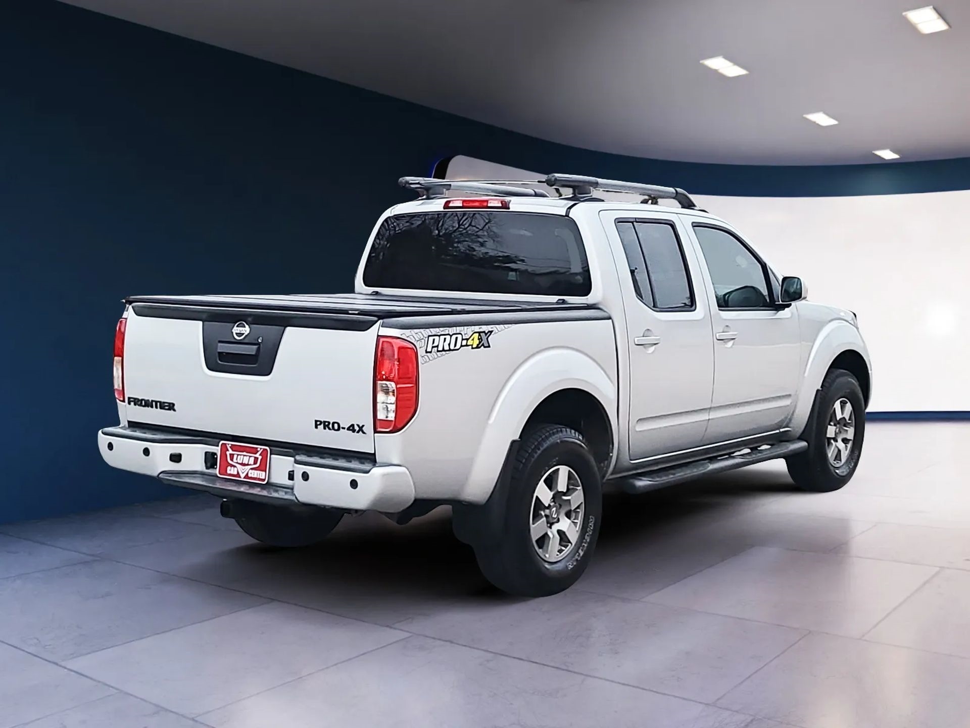 Nissan Frontier 4WD Crew Cab SWB Auto PRO-4X 2013