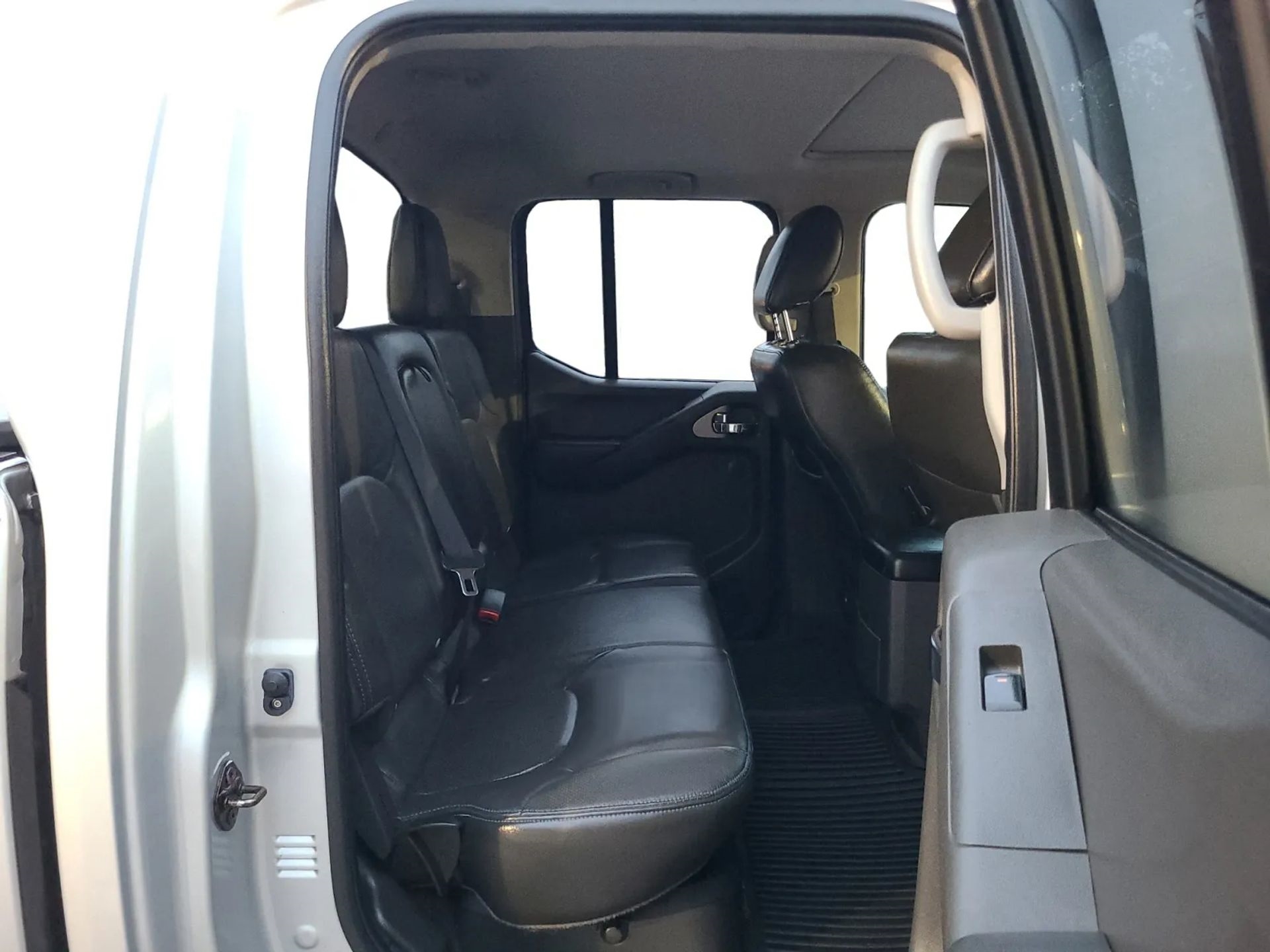 Nissan Frontier 4WD Crew Cab SWB Auto PRO-4X 2013