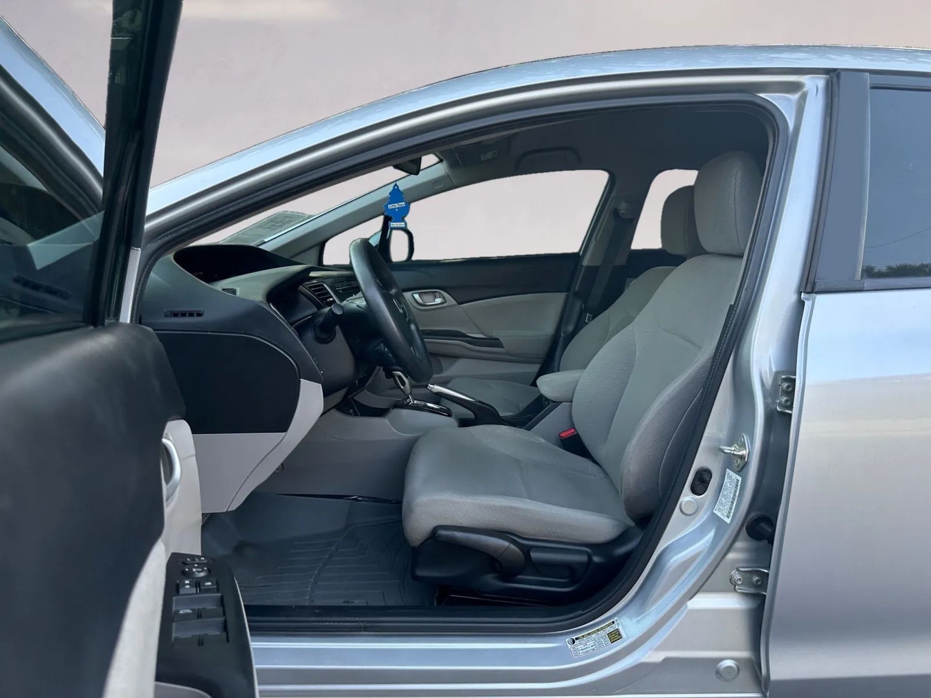 Honda Civic Sdn 4dr Auto LX 2013