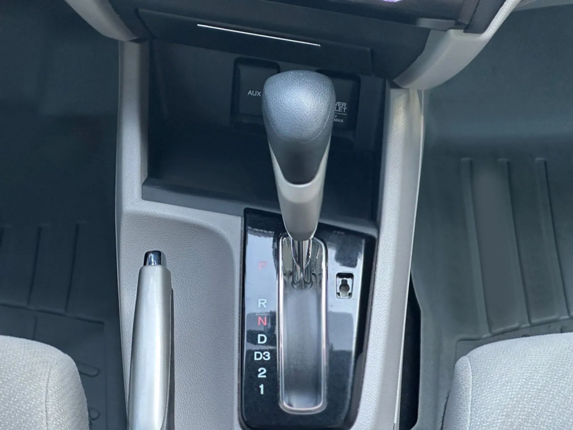 Honda Civic Sdn 4dr Auto LX 2013