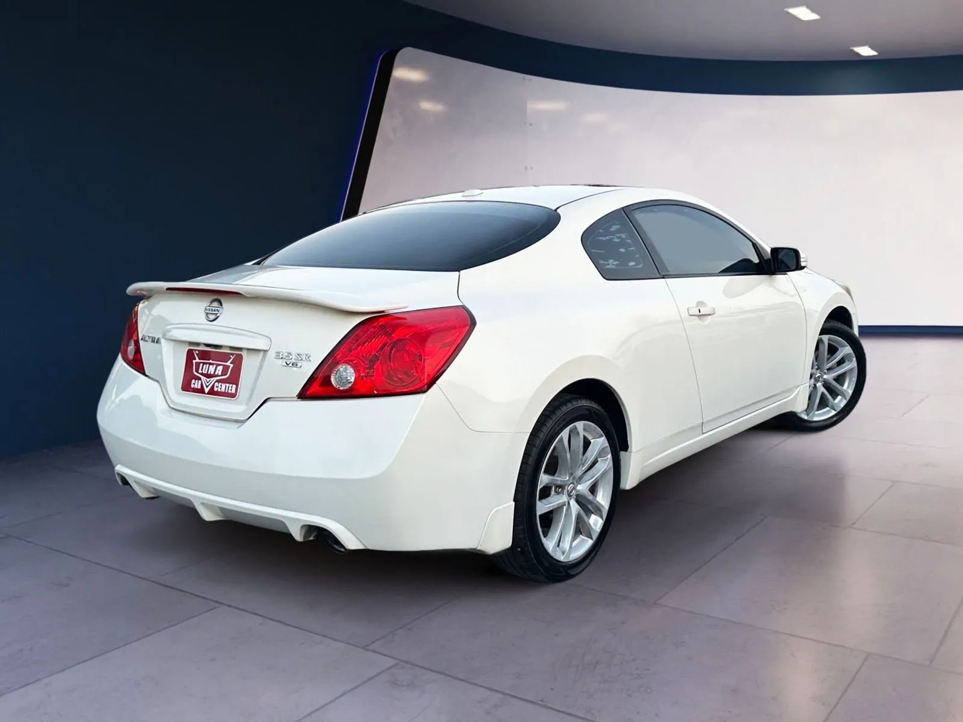 Nissan Altima 2dr Cpe V6 CVT 3.5 SR 2012