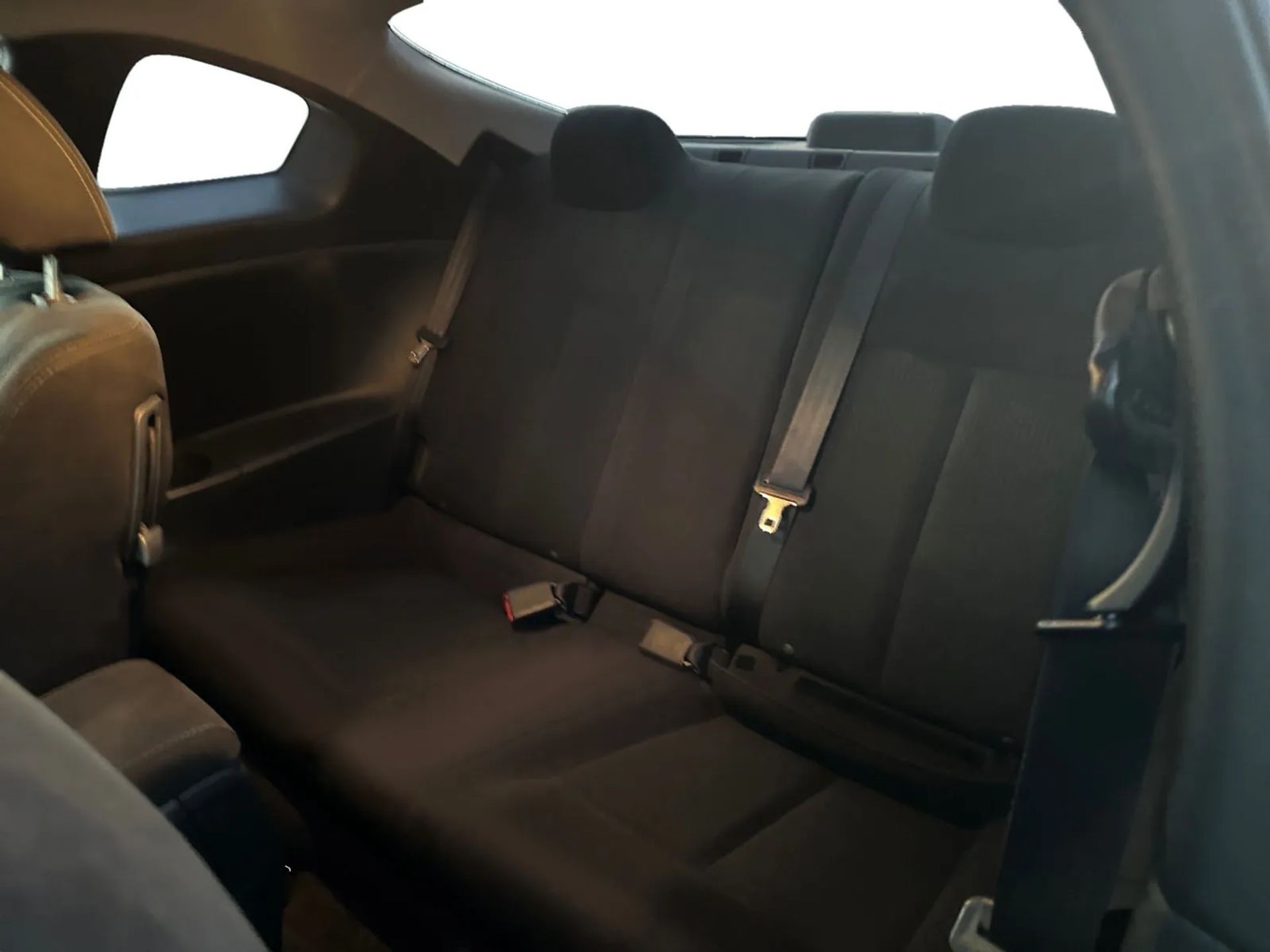 Nissan Altima 2dr Cpe V6 CVT 3.5 SR 2012