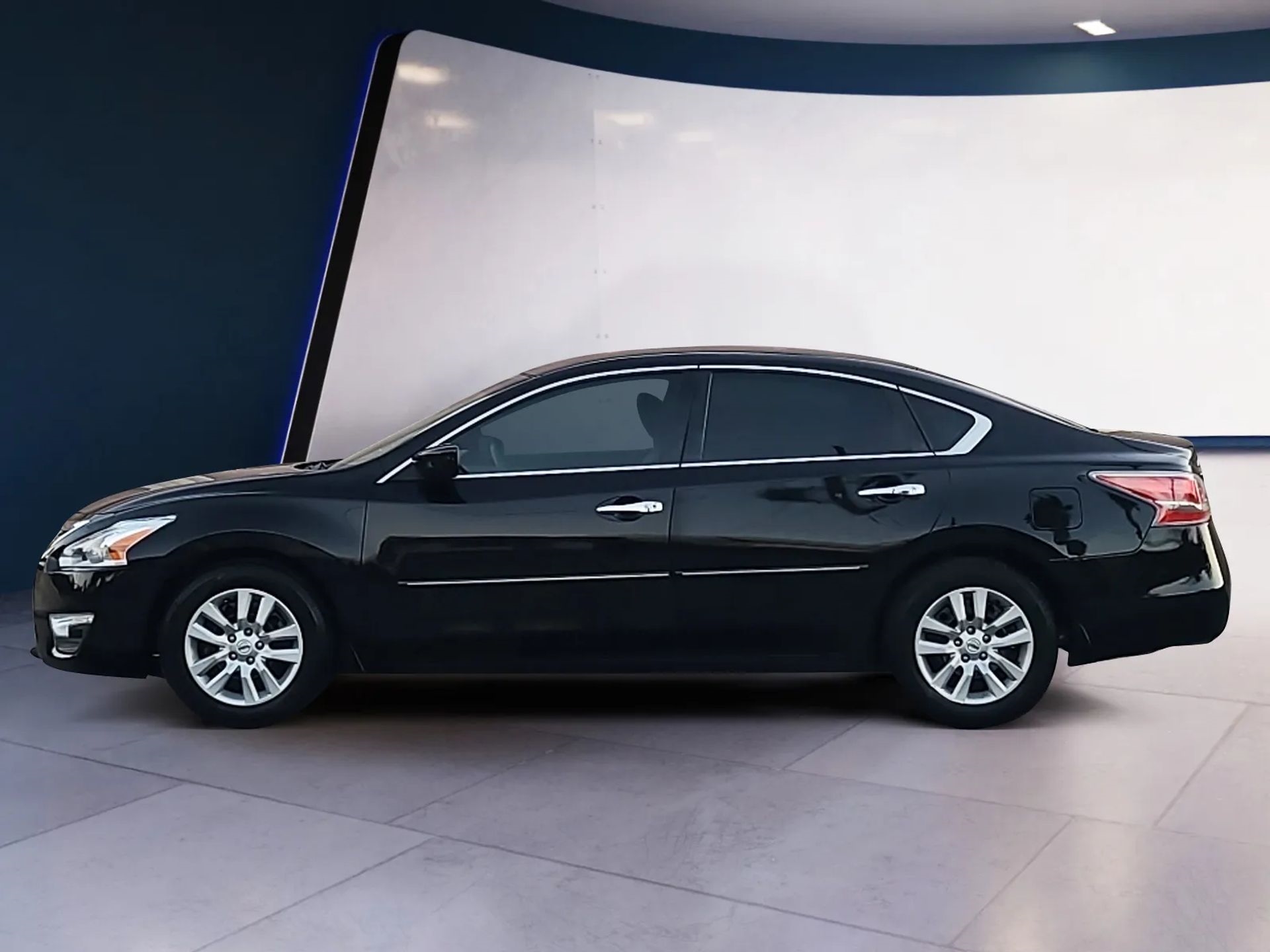 Nissan Altima 4dr Sdn I4 2.5 S 2014