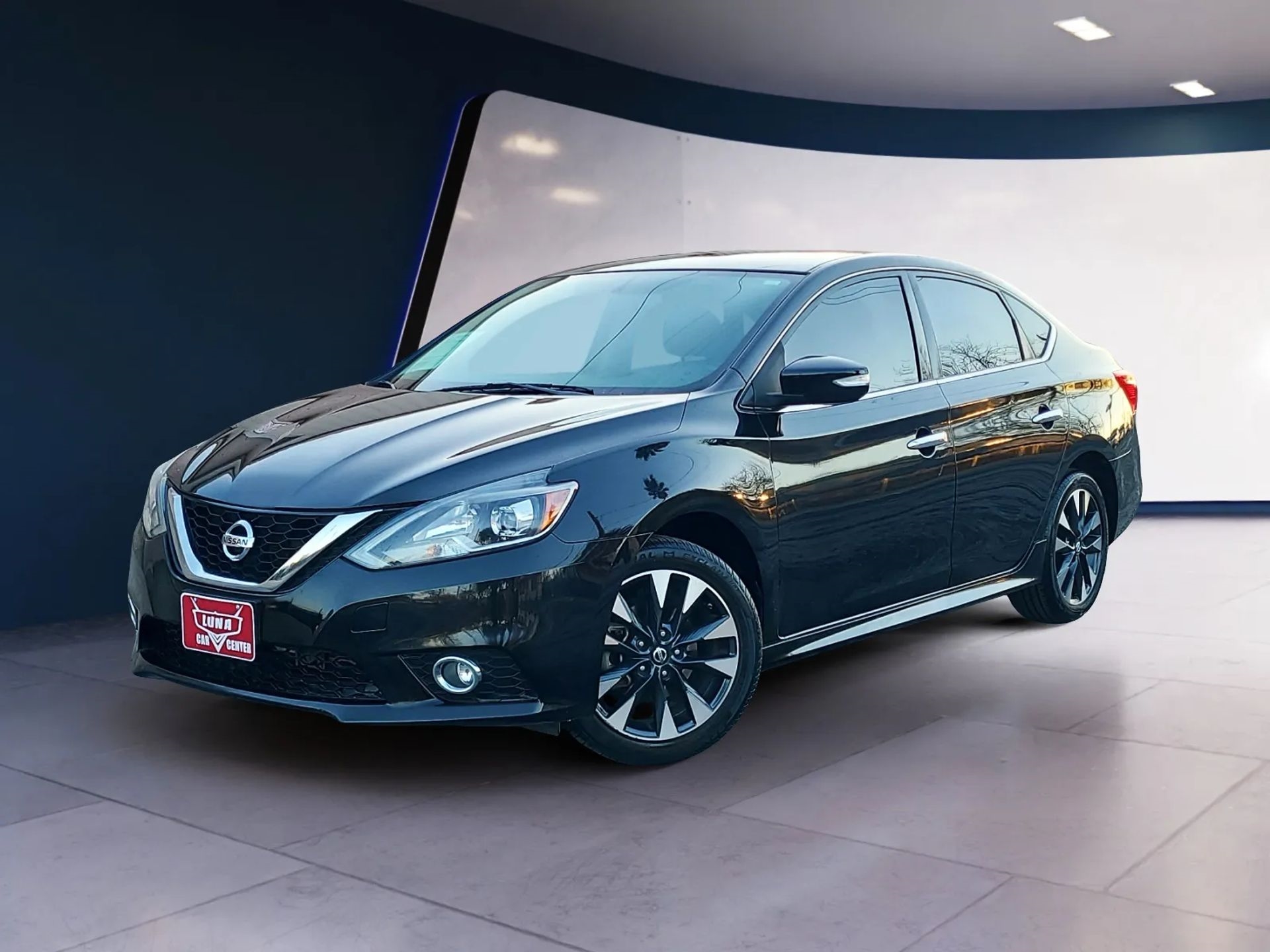 Nissan Sentra 4dr Sdn I4 CVT SR 2016