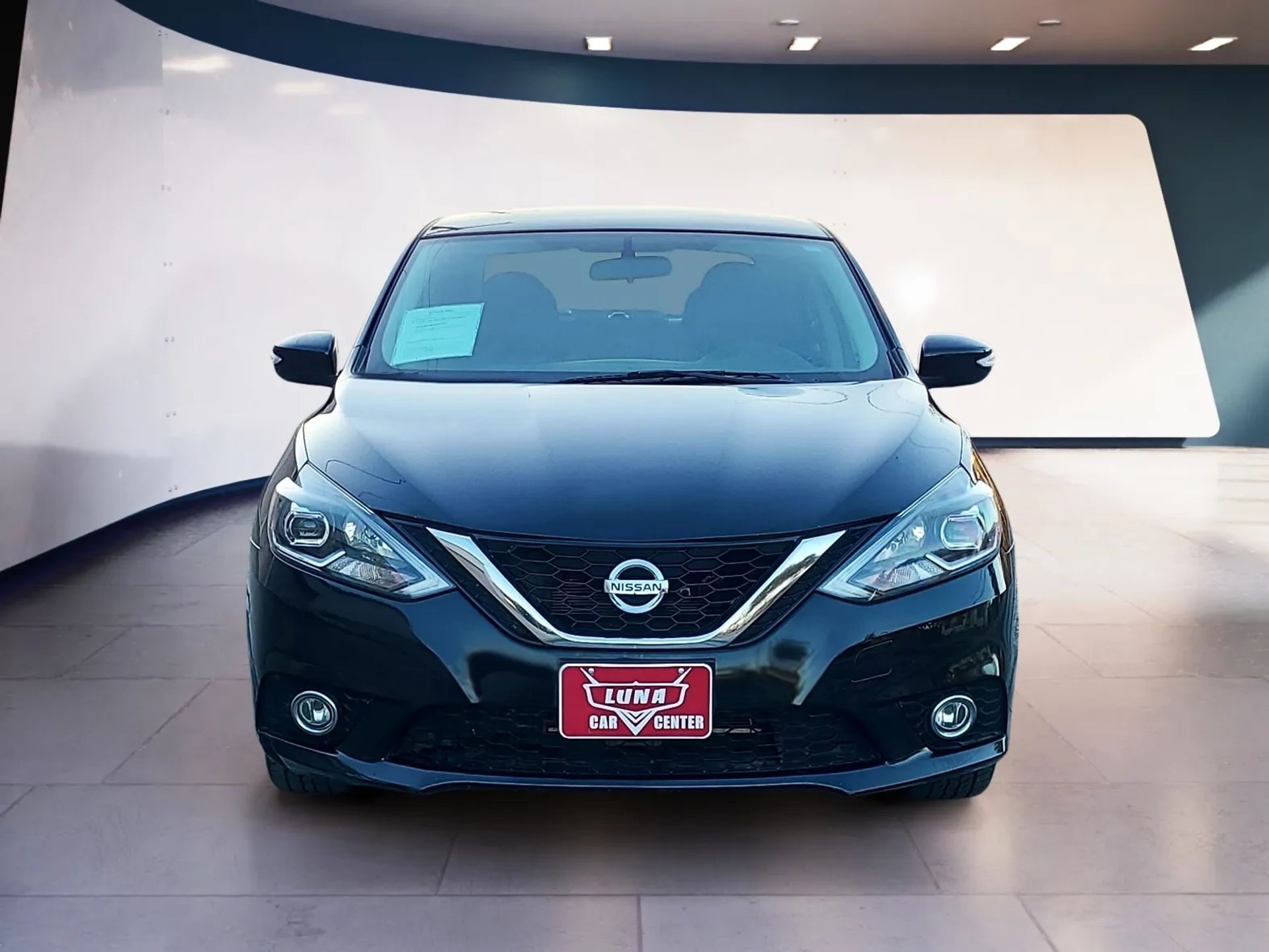 Nissan Sentra 4dr Sdn I4 CVT SR 2016