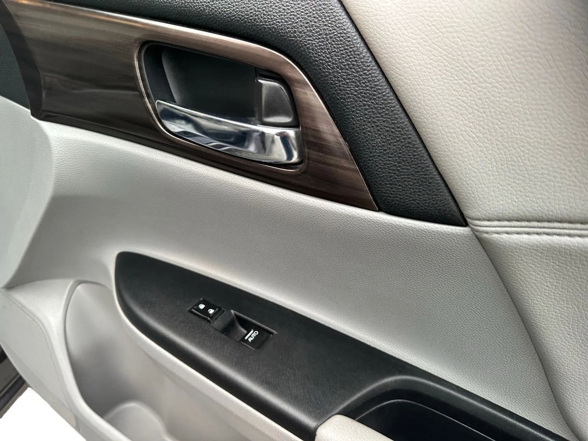 Honda Accord Sedan 4dr I4 CVT EX-L 2016