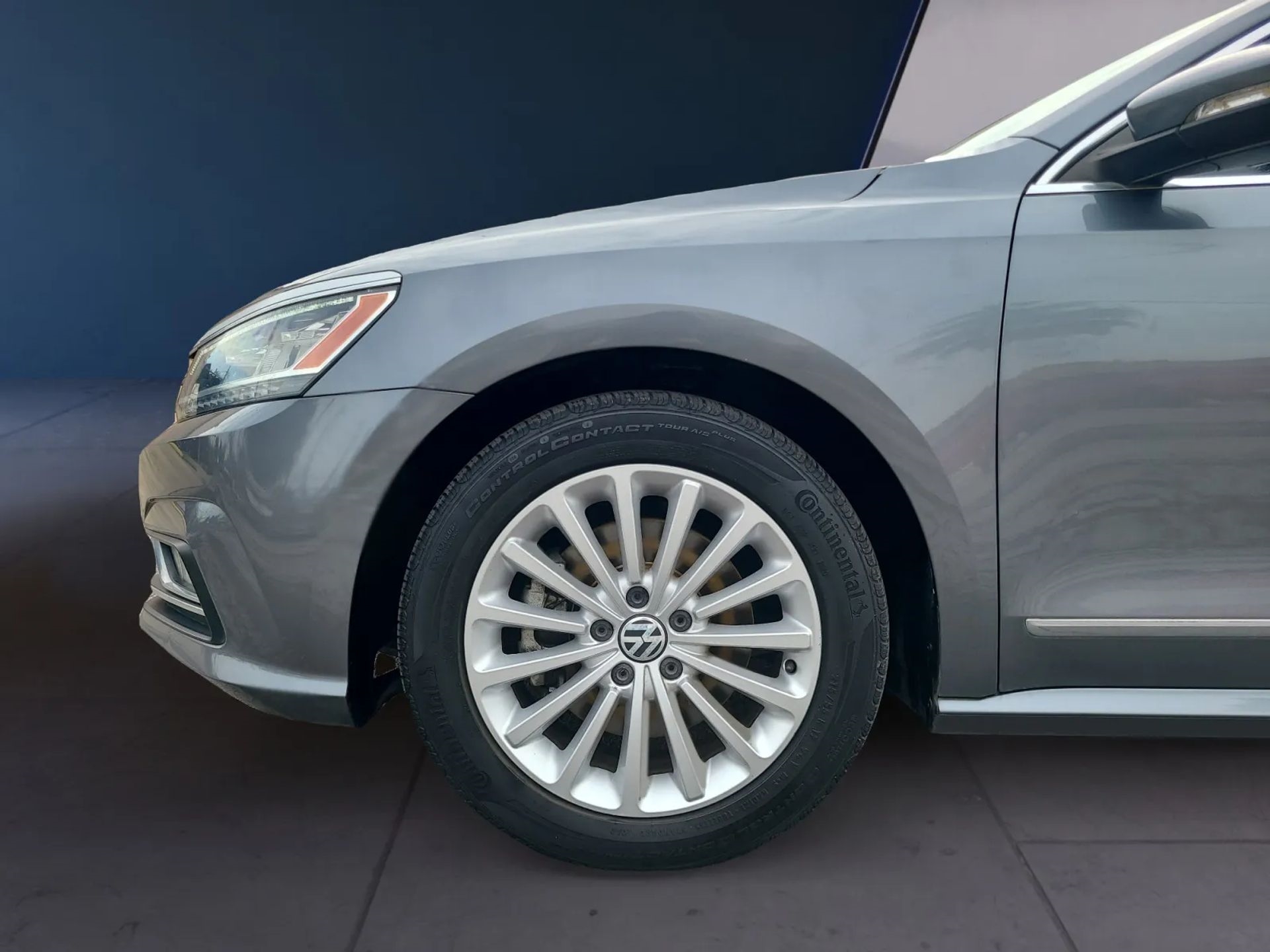 Volkswagen Passat 4dr Sdn 1.8T Auto SE 2016