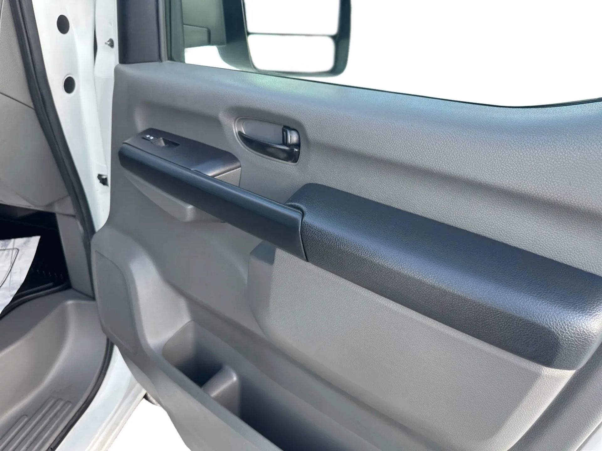 Nissan NV Cargo NV2500 HD Standard Roof V6 S 2020