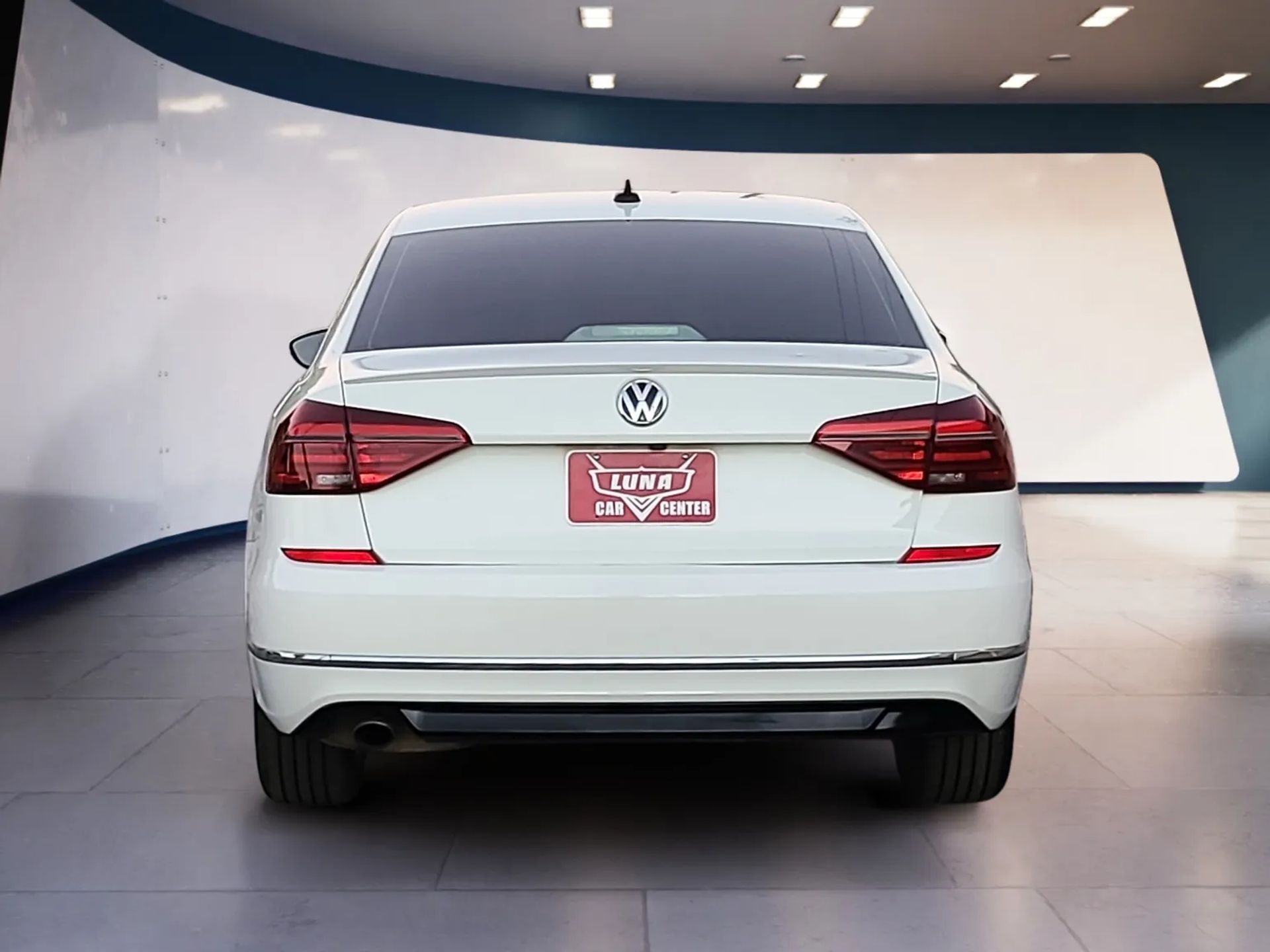 Volkswagen Passat 2.0T S Auto 2018