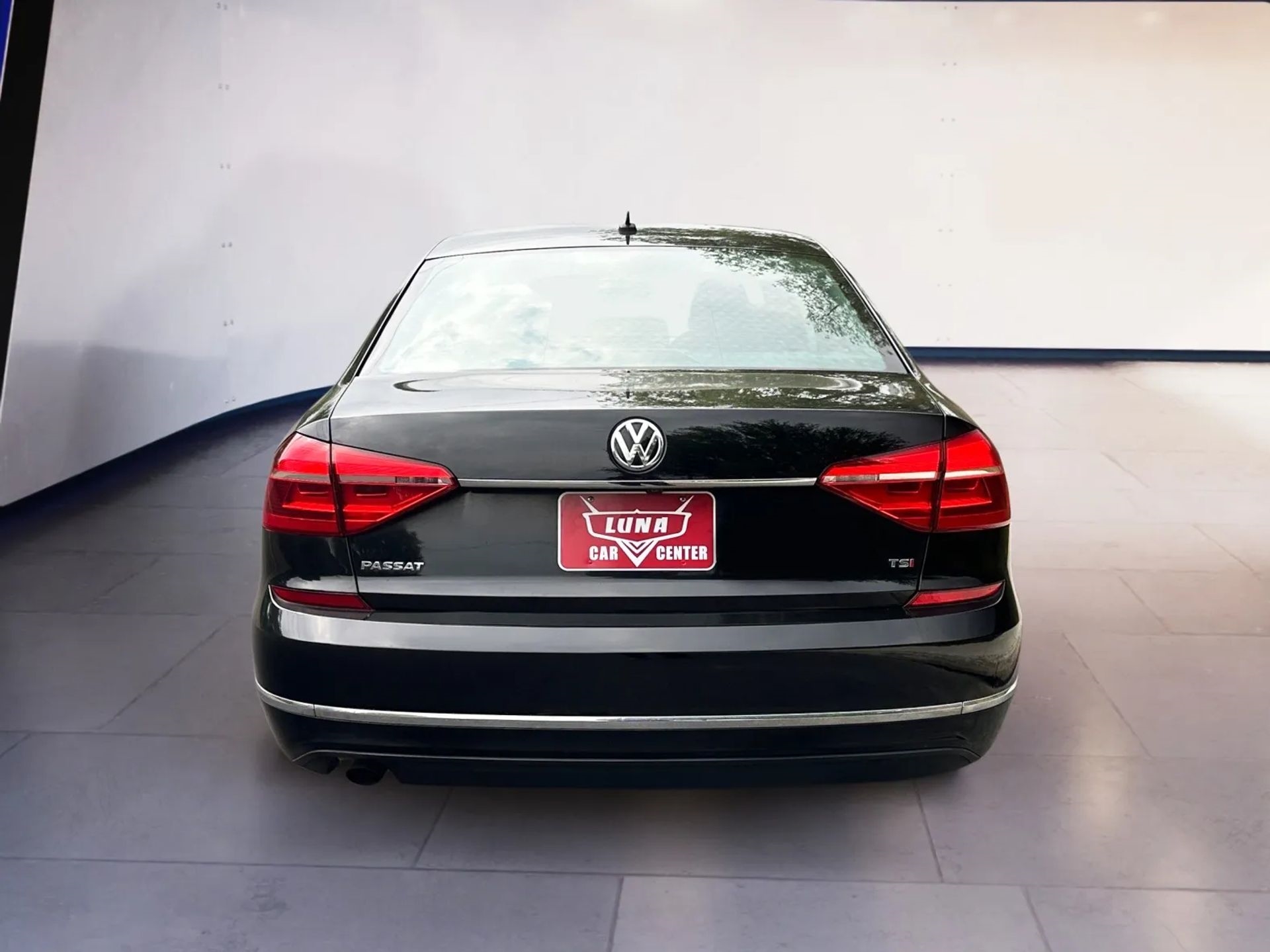 Volkswagen Passat 4dr Sdn 1.8T Auto S PZEV 2016