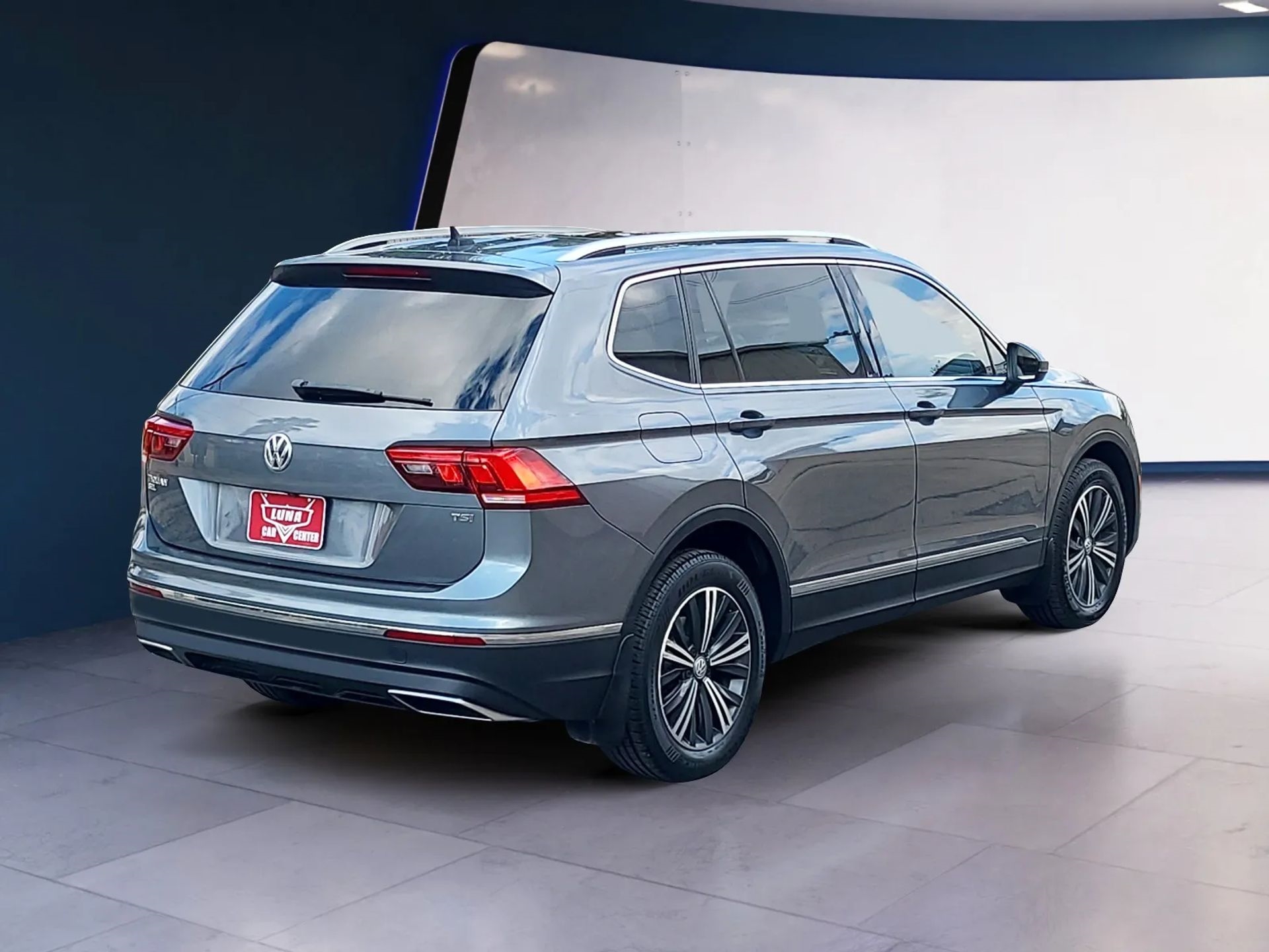 Volkswagen Tiguan 2.0T SEL FWD 2018