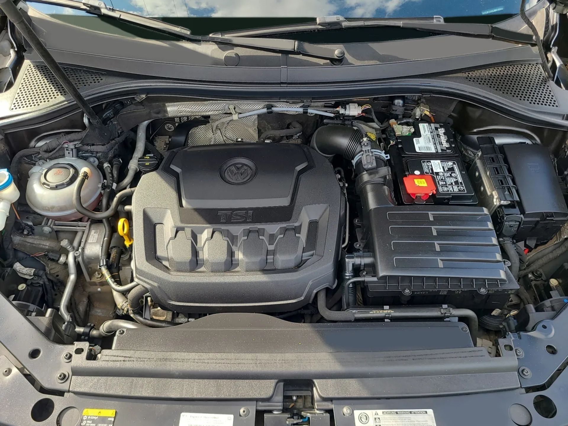 Volkswagen Tiguan 2.0T SEL FWD 2018