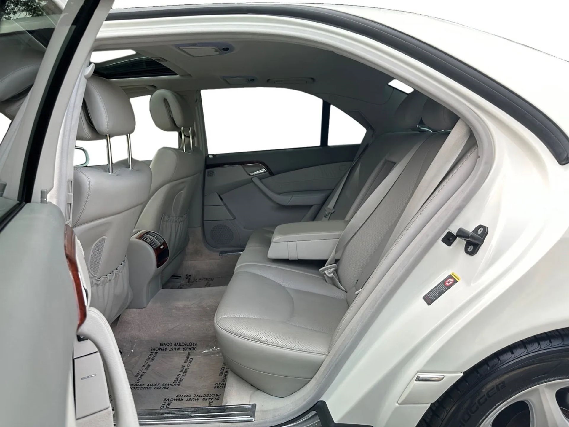 Mercedes-Benz S-Class 4dr Sdn 5.0L 4MATIC 2006