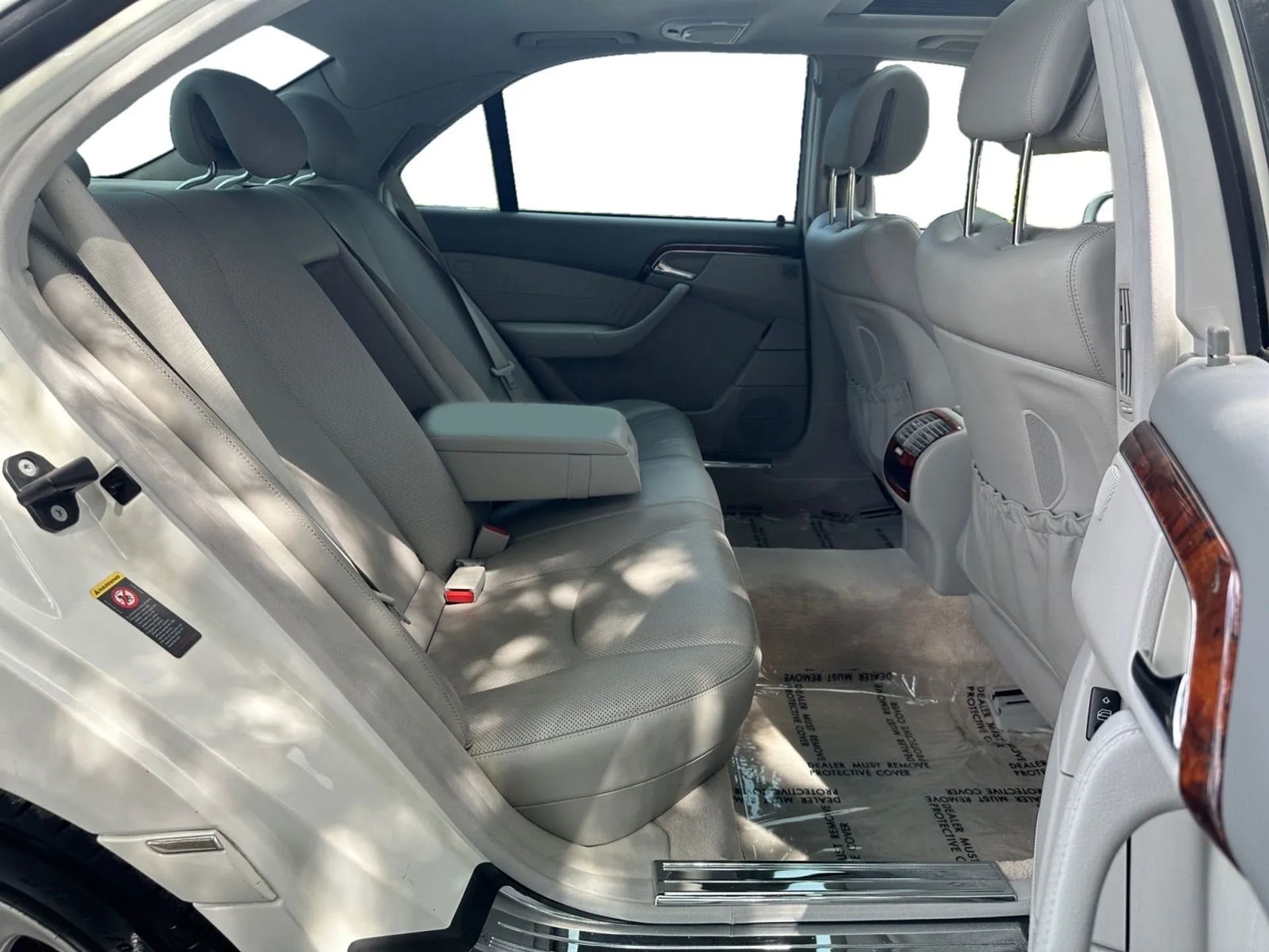 Mercedes-Benz S-Class 4dr Sdn 5.0L 4MATIC 2006